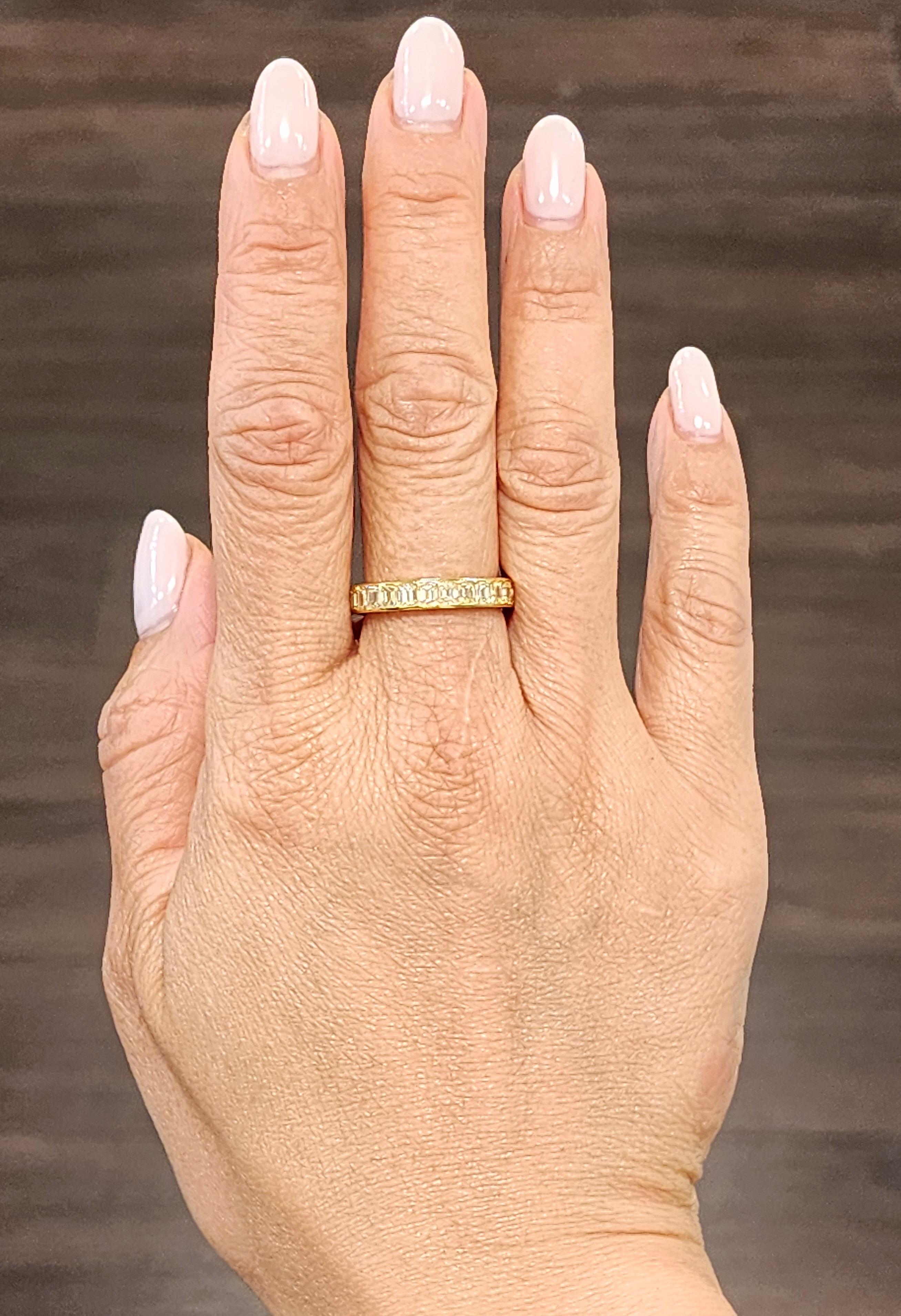 3.25 ct Natural Yellow Emerald Cut Diamond Eternity Ring In New Condition For Sale In Chicago, IL