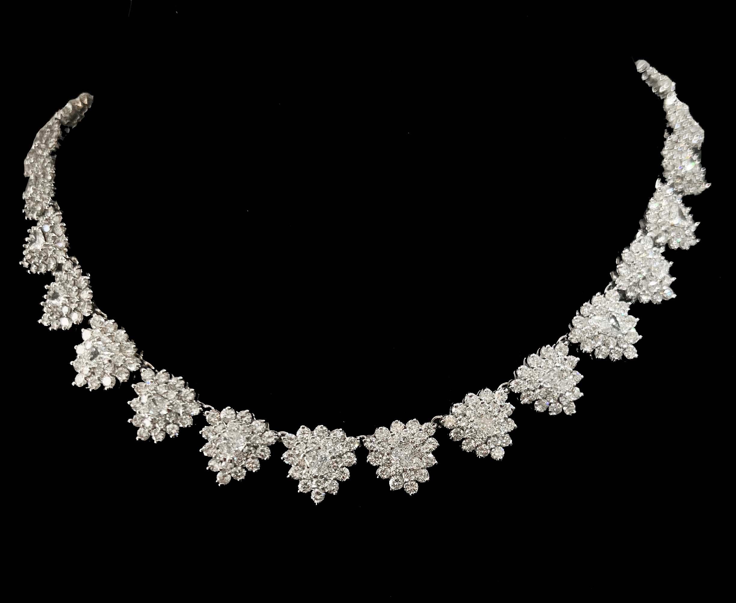Collana A Link con diamanti da 32,50 carati In condizioni Nuovo in vendita a Beverly Hills, CA