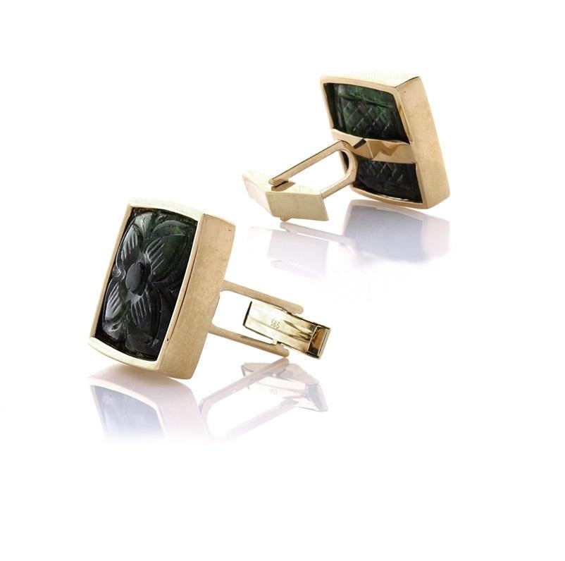 Contemporary 32.50 Carat Total Carved Emerald Cuff Links in 18 Karat Yellow Gold For Sale