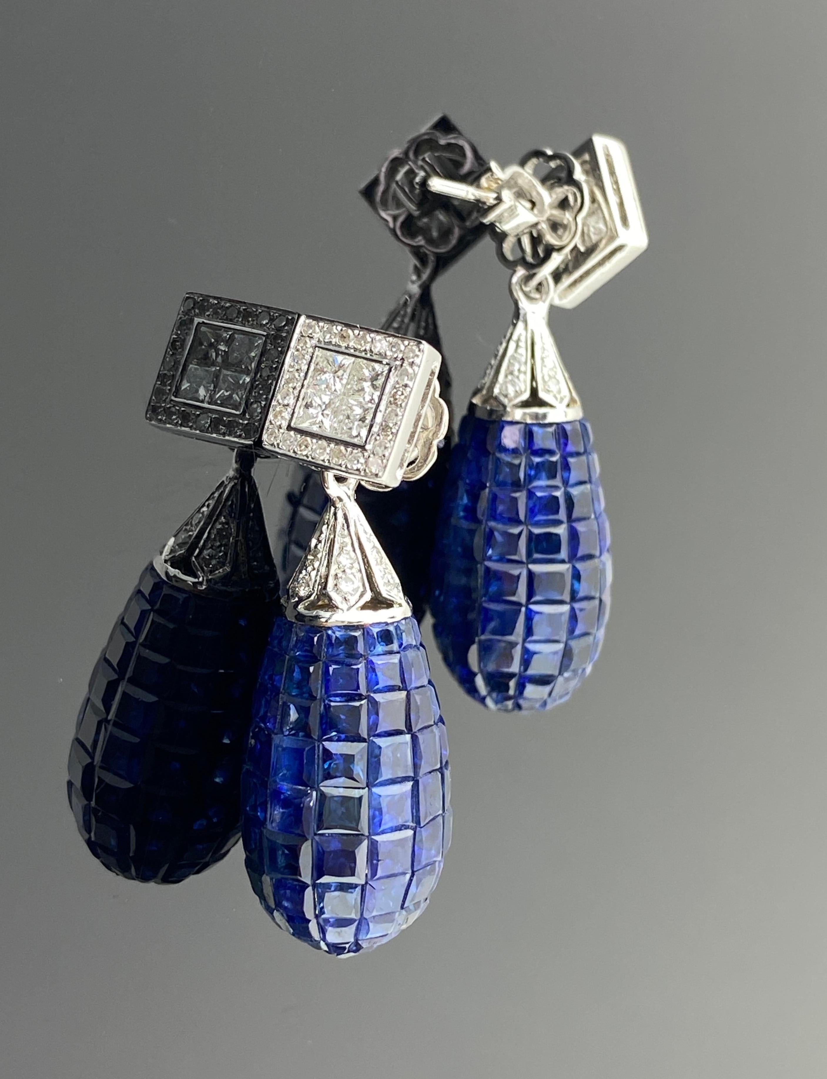 Orecchini pendenti con zaffiro blu da 32,53 carati e diamante da 1,47 carati In condizioni Nuovo in vendita a Bangkok, Thailand