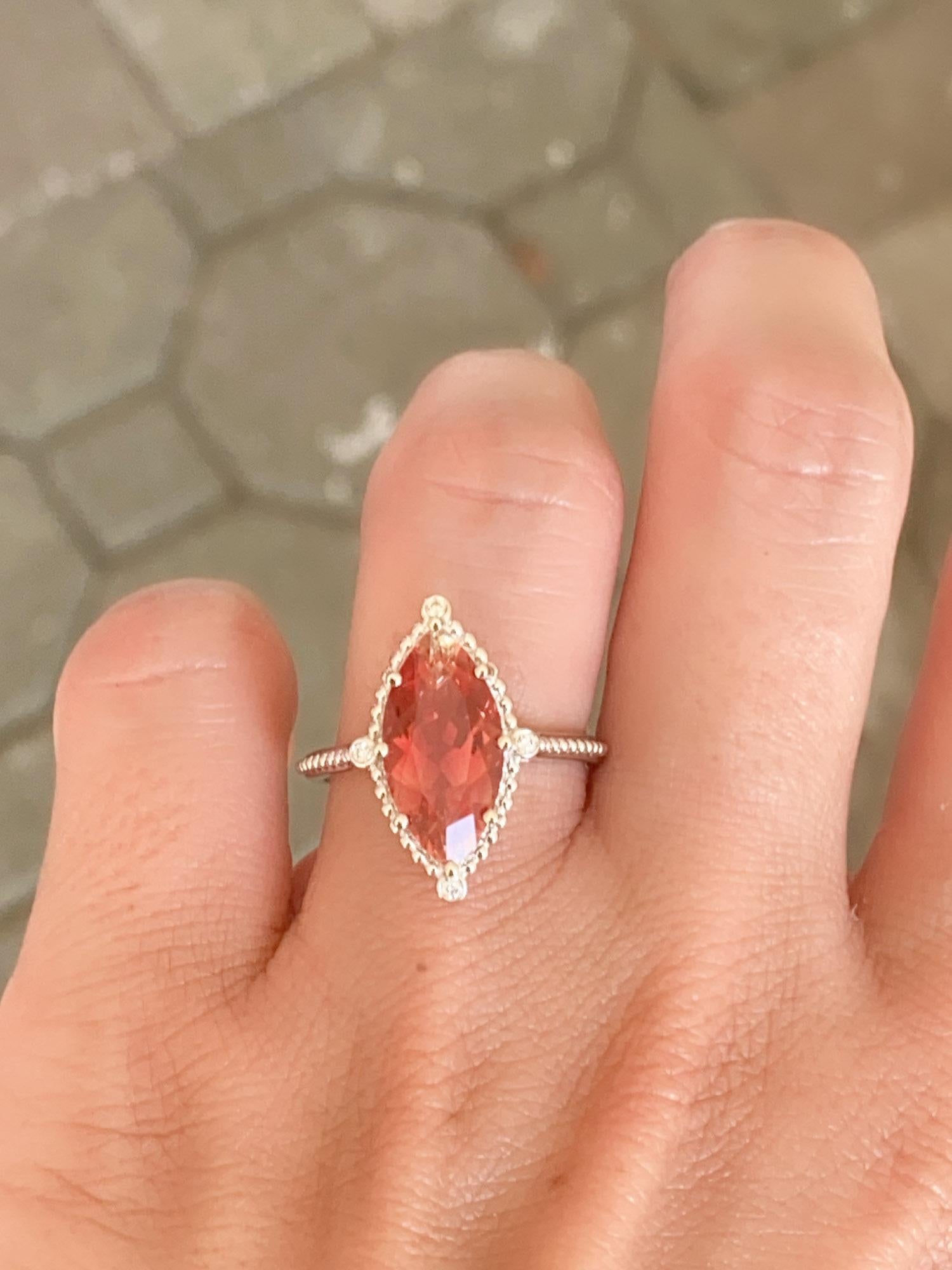 Women's or Men's 3.25ct Bright Red Oregon Sunstone with Diamonds 14K White Gold Engagement Ring For Sale