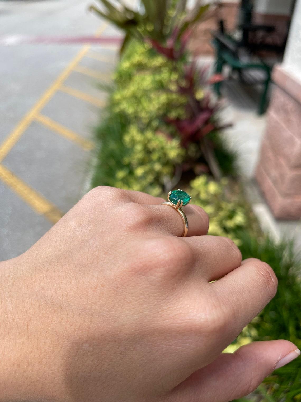 3.25cts 14K Oval Emerald Solitaire Gold Ring For Sale 2