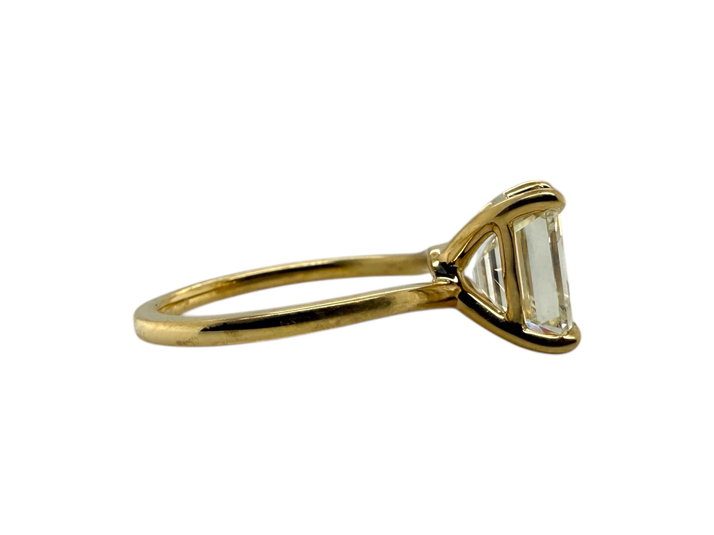 3,26 Karat Asscher-Schliff Diamant Verlobungsring GIA 1