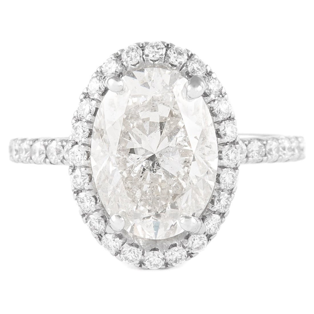 3,26 Karat Ovaler Diamant mit Halo-Ring aus 14 Karat Weigold