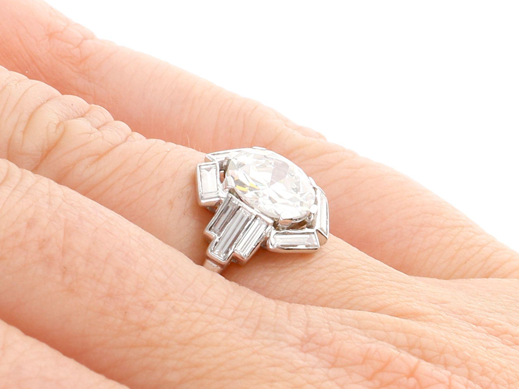 Women's Antique Art Deco 3.26 Carat Diamond and Platinum Cocktail Ring For Sale