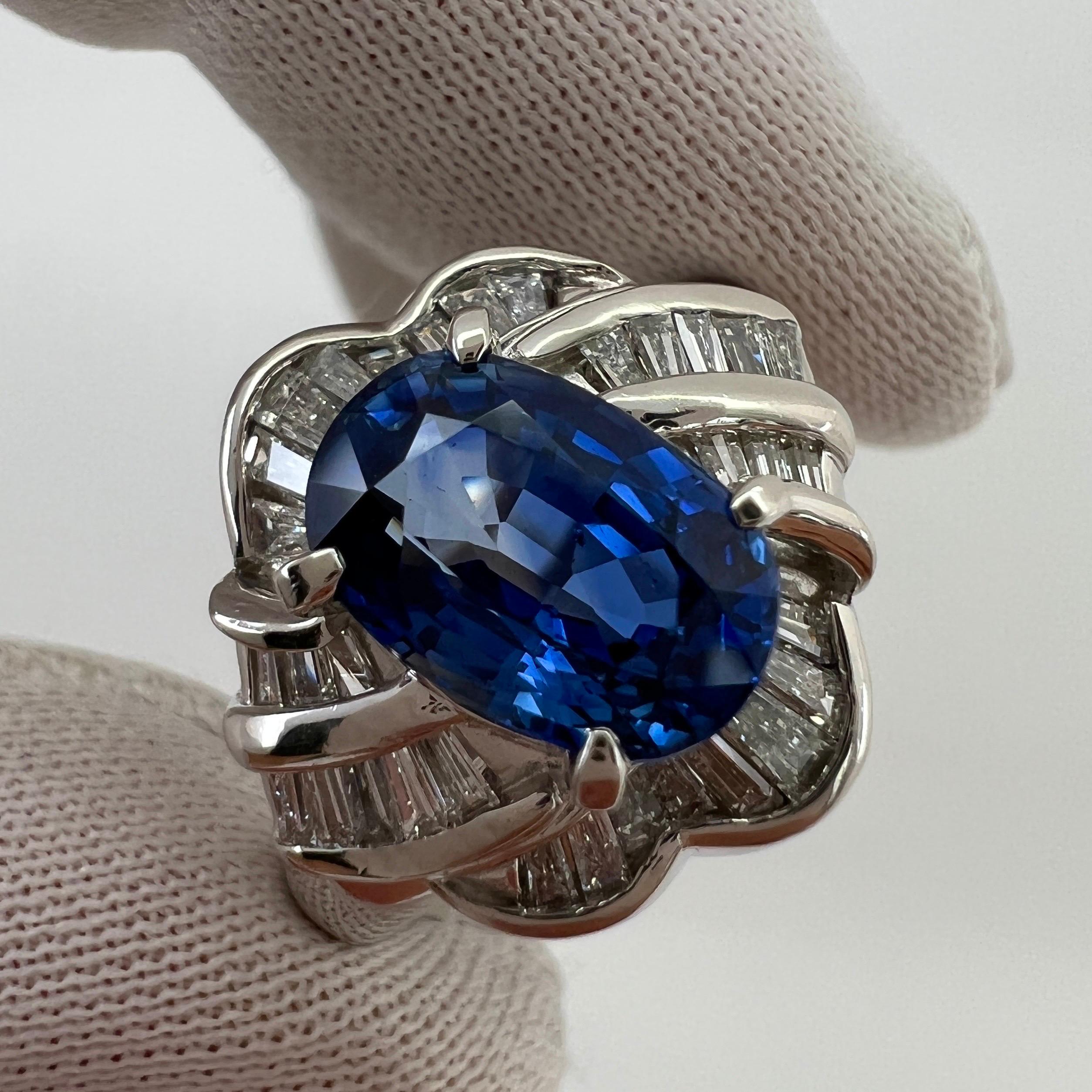 3,27 Karat Ceylon Blauer Saphir & Diamant Platin Ausgefallener Cocktail Cluster-Ring (Ovalschliff) im Angebot