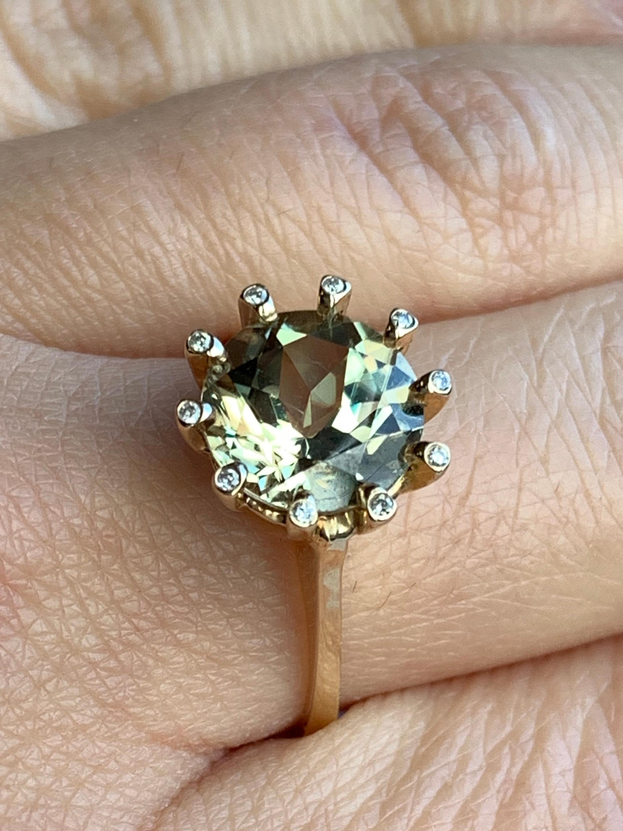 Contemporary 3.27 Carat Natural Color Change Anatolite and White Diamond Ring