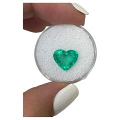 Esmeralda colombiana talla corazón de 3,27 quilates  Gema Natural Suelta Verde Brillante