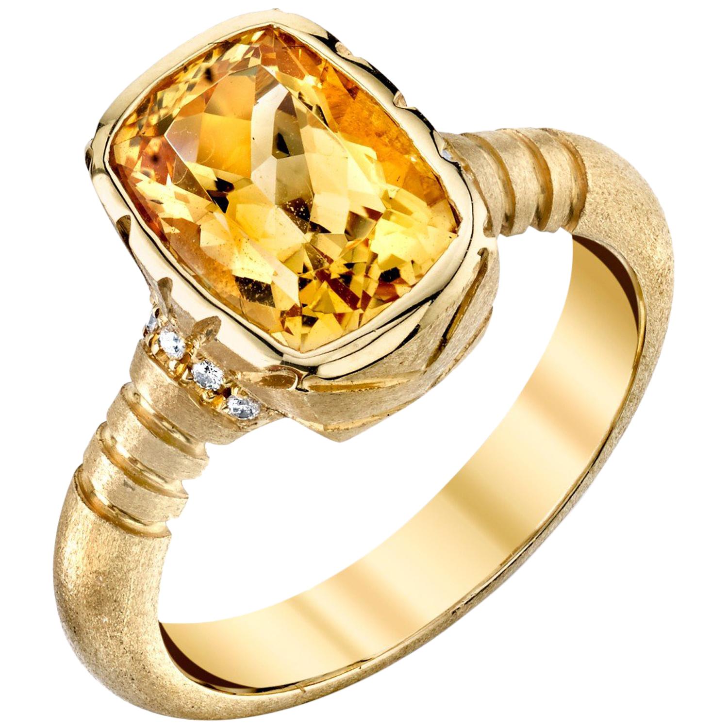 3.27 Carat Topaz and Diamonds 18k Yellow Gold Ring