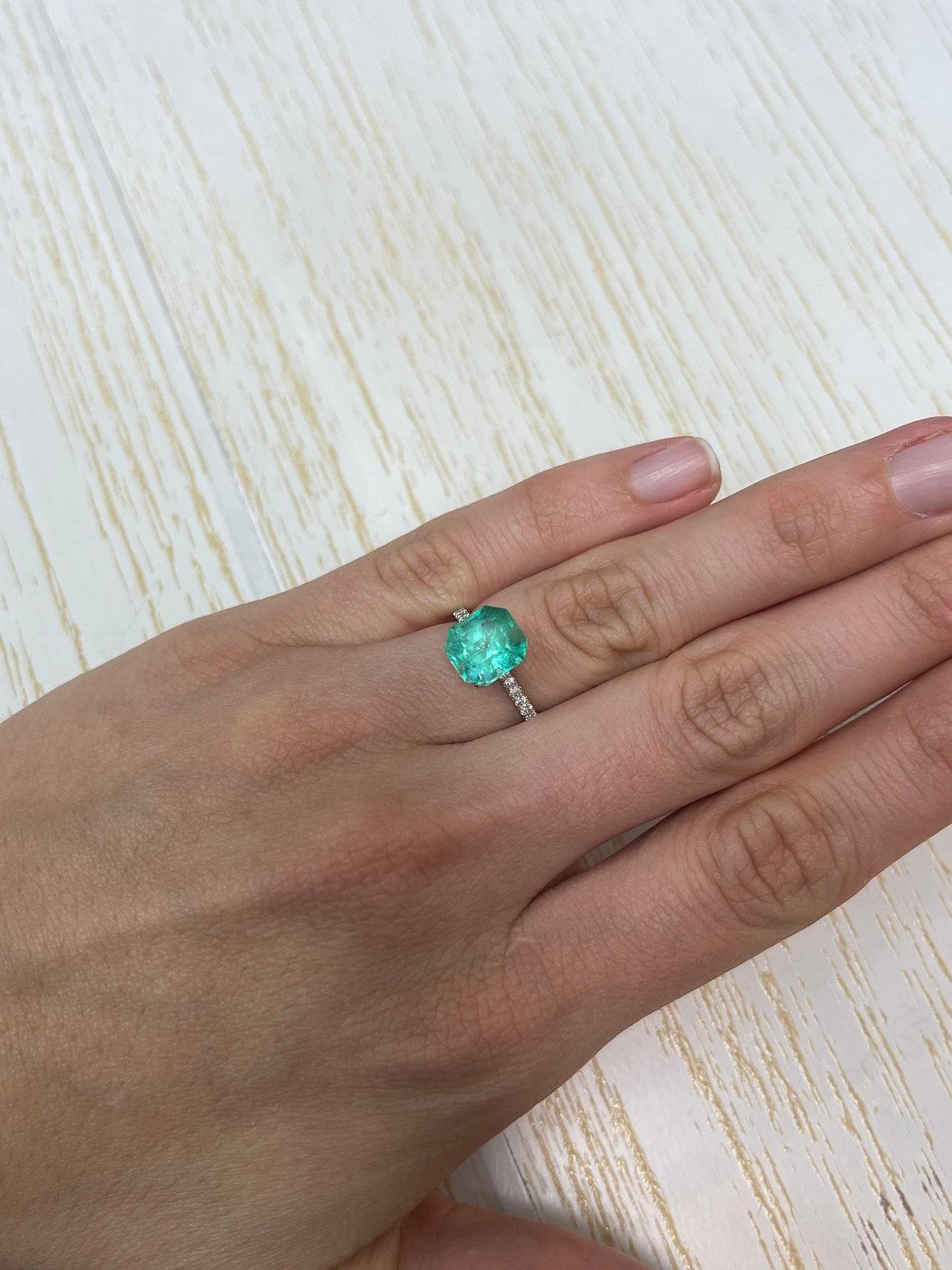 3.27ct Muzo Green Colombian Emerald 9.3x8.8mm Asscher Cut Genuine May Birthstone For Sale 4