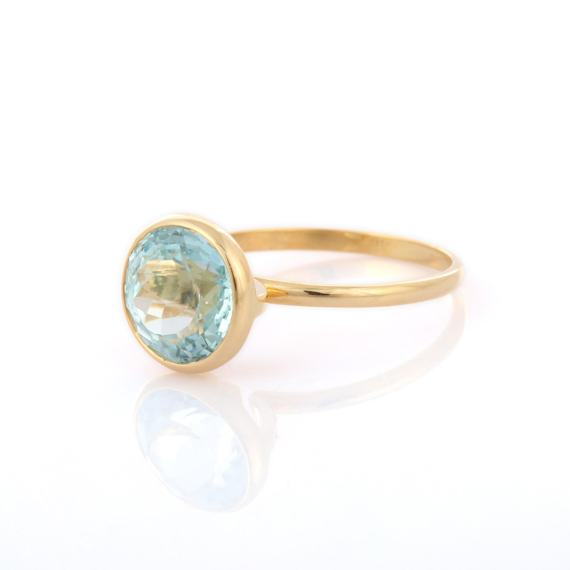 3.28 Carat Aquamarine Round Cut Cocktail Ring in 18K Yellow Gold 3