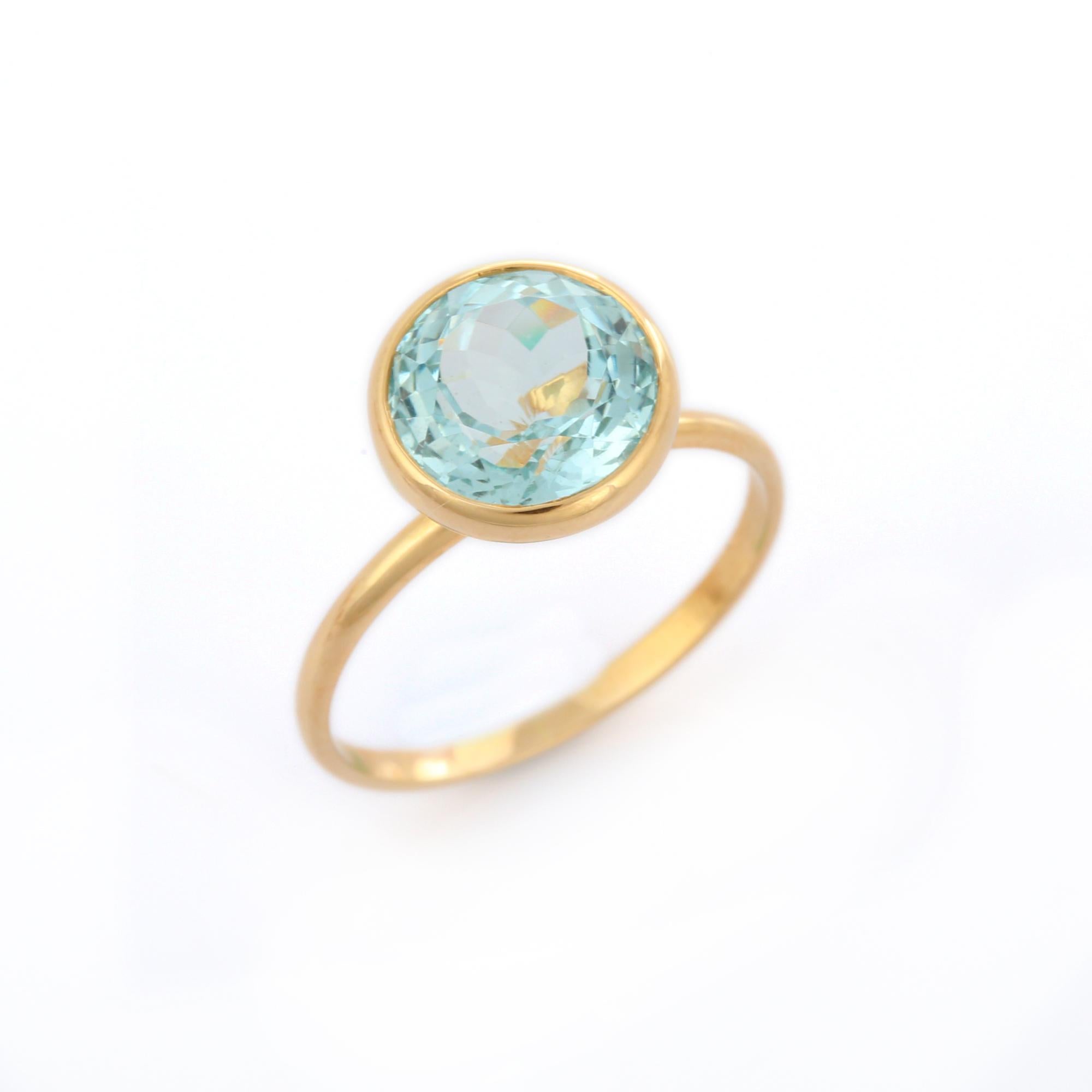 For Sale:  3.28 Carat Aquamarine Round Cut Cocktail Ring in 18K Yellow Gold