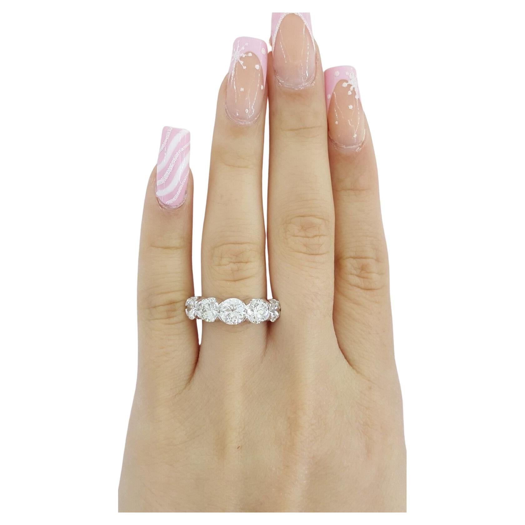 3.28  Carat Five 5-Stone Old European Cut Diamond Ring. In New Condition For Sale In Chicago, IL