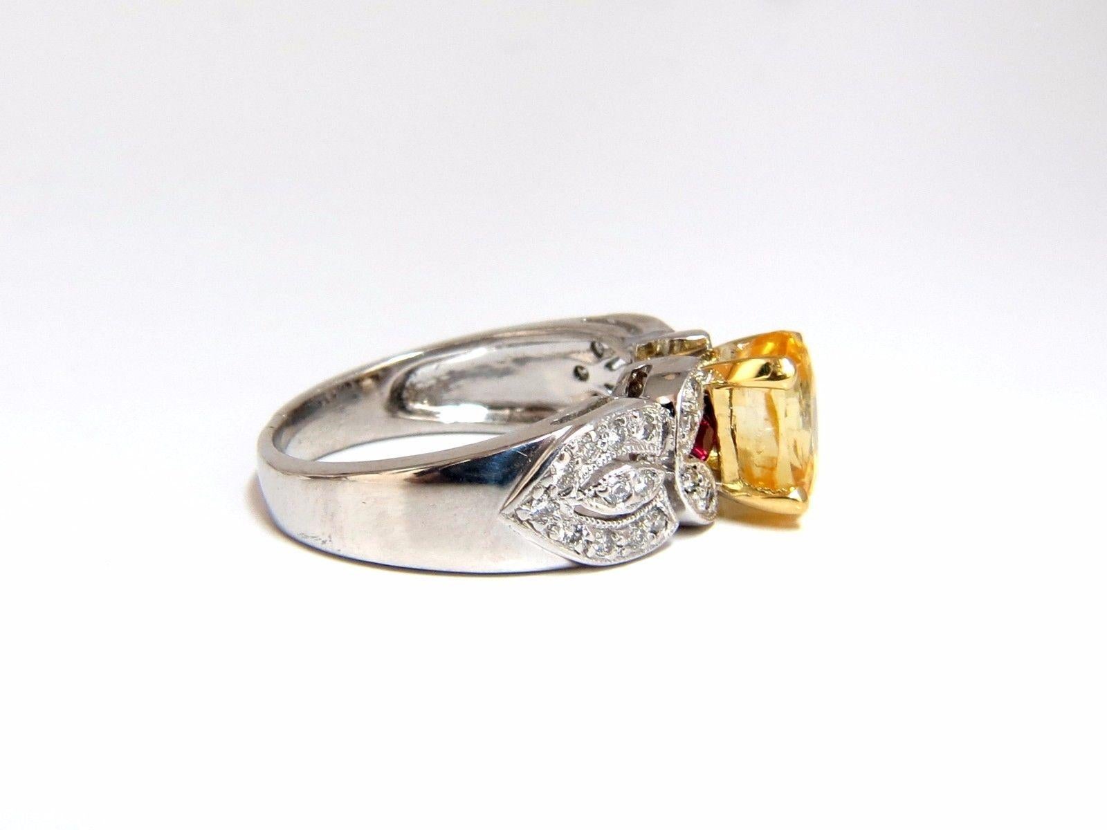Oval Cut 3.28 Carat Natural Yellow Sapphire Diamonds Ring Platinum For Sale