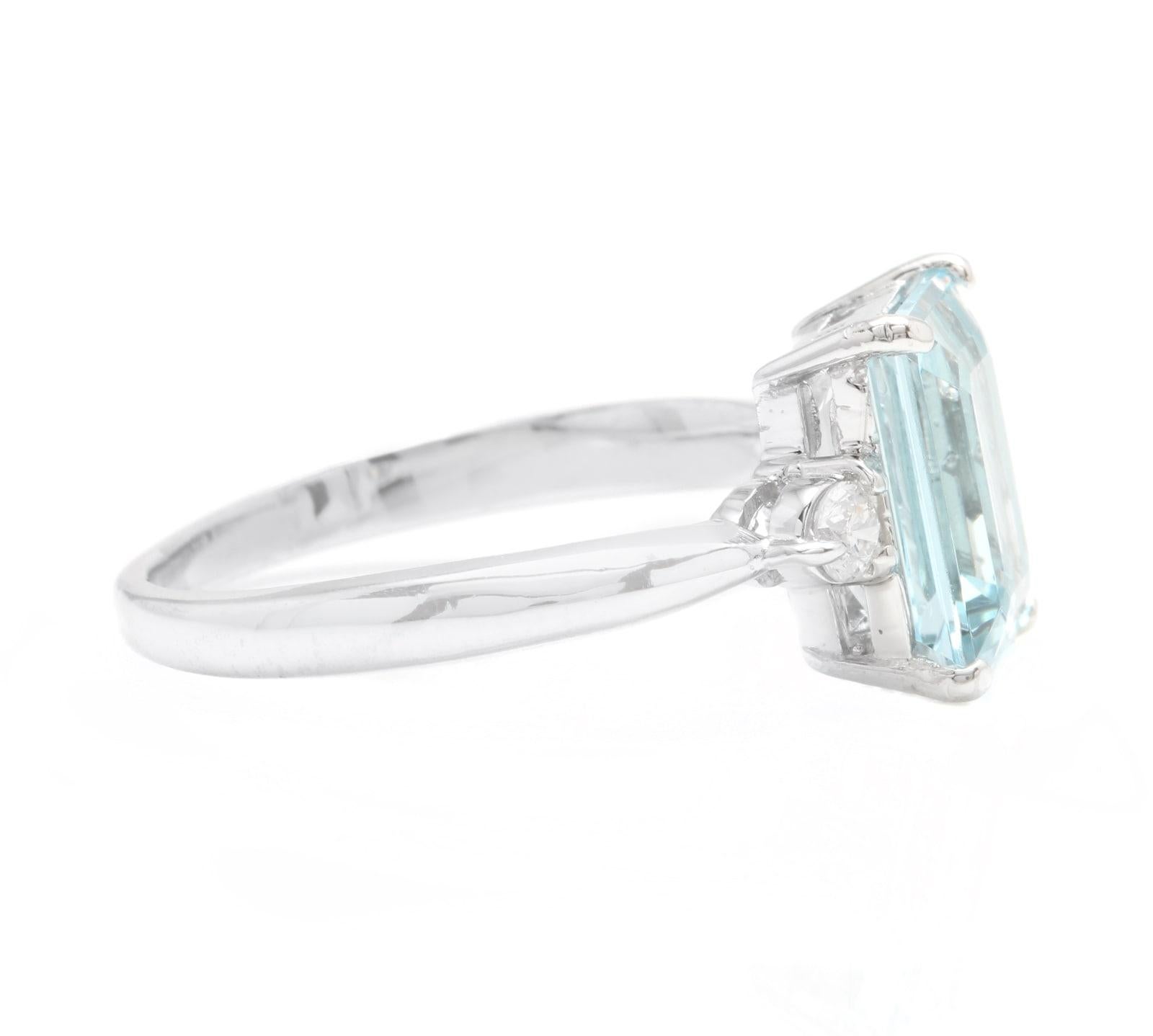 Mixed Cut 3.28 Carats Natural Aquamarine and Diamond 14k Solid White Gold Ring For Sale