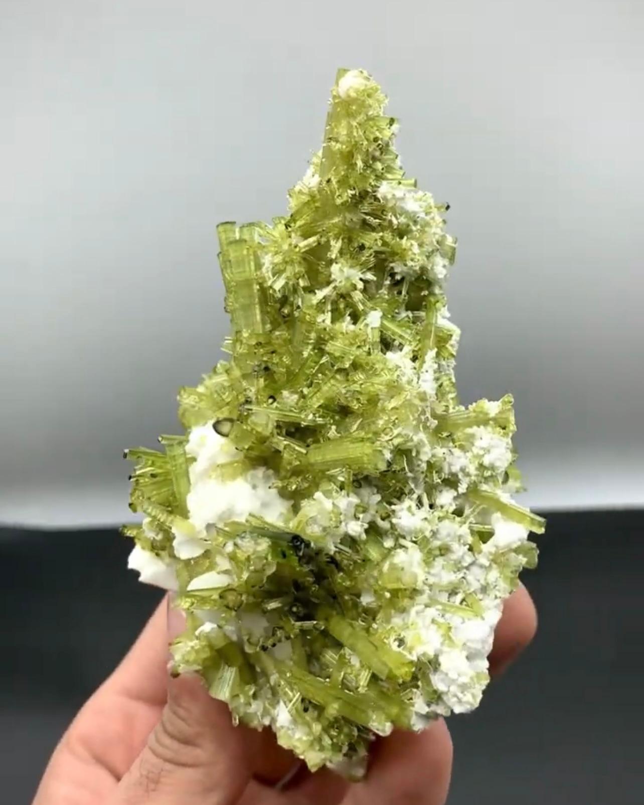 Contemporary 328 Grams Mint-Green Tourmaline Crystal Cluster On Albite From Pakistan For Sale