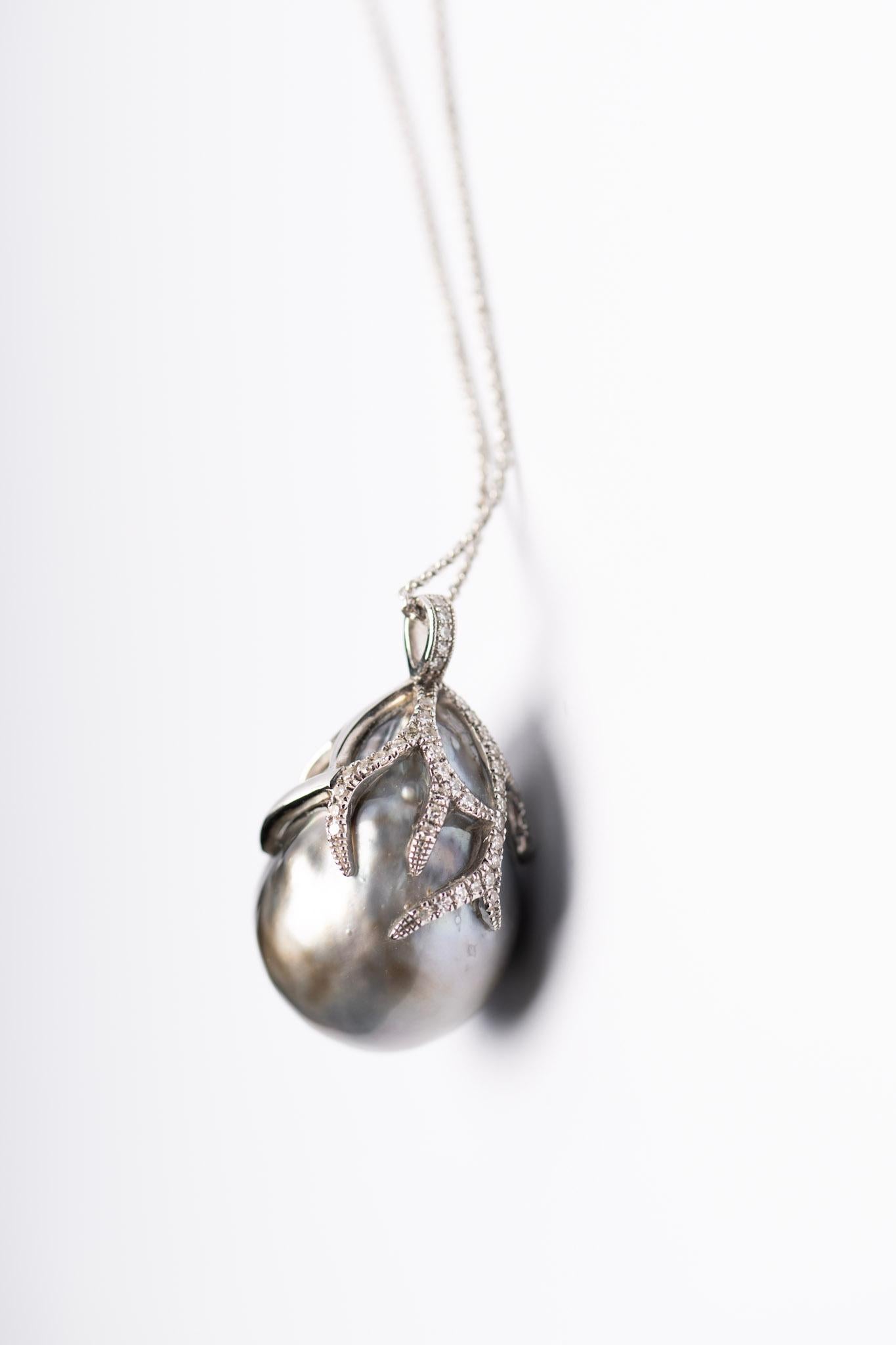 Uncut 32.89ct Tahitian Pearl Necklace with Diamond-Dusted Claw Setting in 18K Gold For Sale