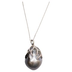 32.89ct Tahitian Pearl Necklace with Diamond-Dusted Claw Setting in 18K Gold