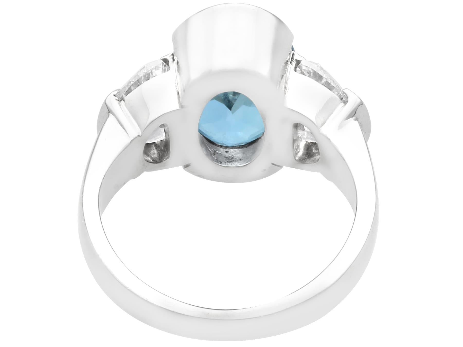 Women's or Men's 3.28Ct Aquamarine and 1.68Ct Diamond 18k White Gold Cocktail Ring Circa 2000 For Sale