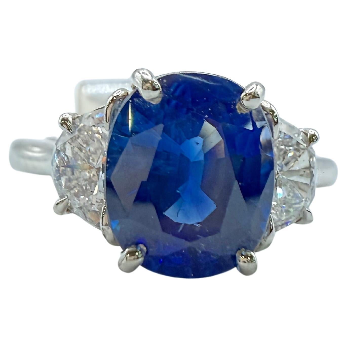 3.28ct Sapphire Diamond cocktail ring in platinum Three stone ring