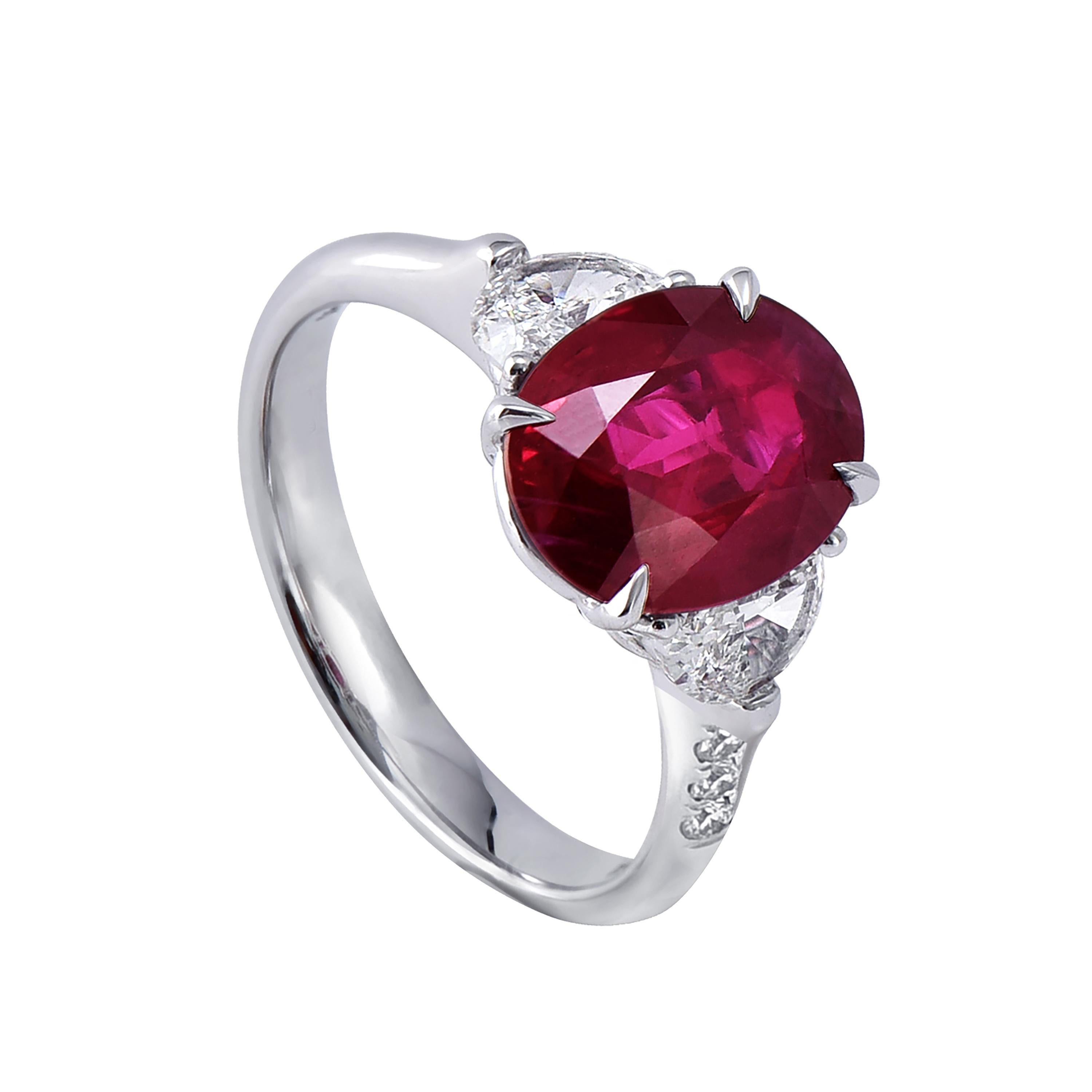 Modern Laviere 3.29 Carat Burmese Ruby and Diamond Ring For Sale