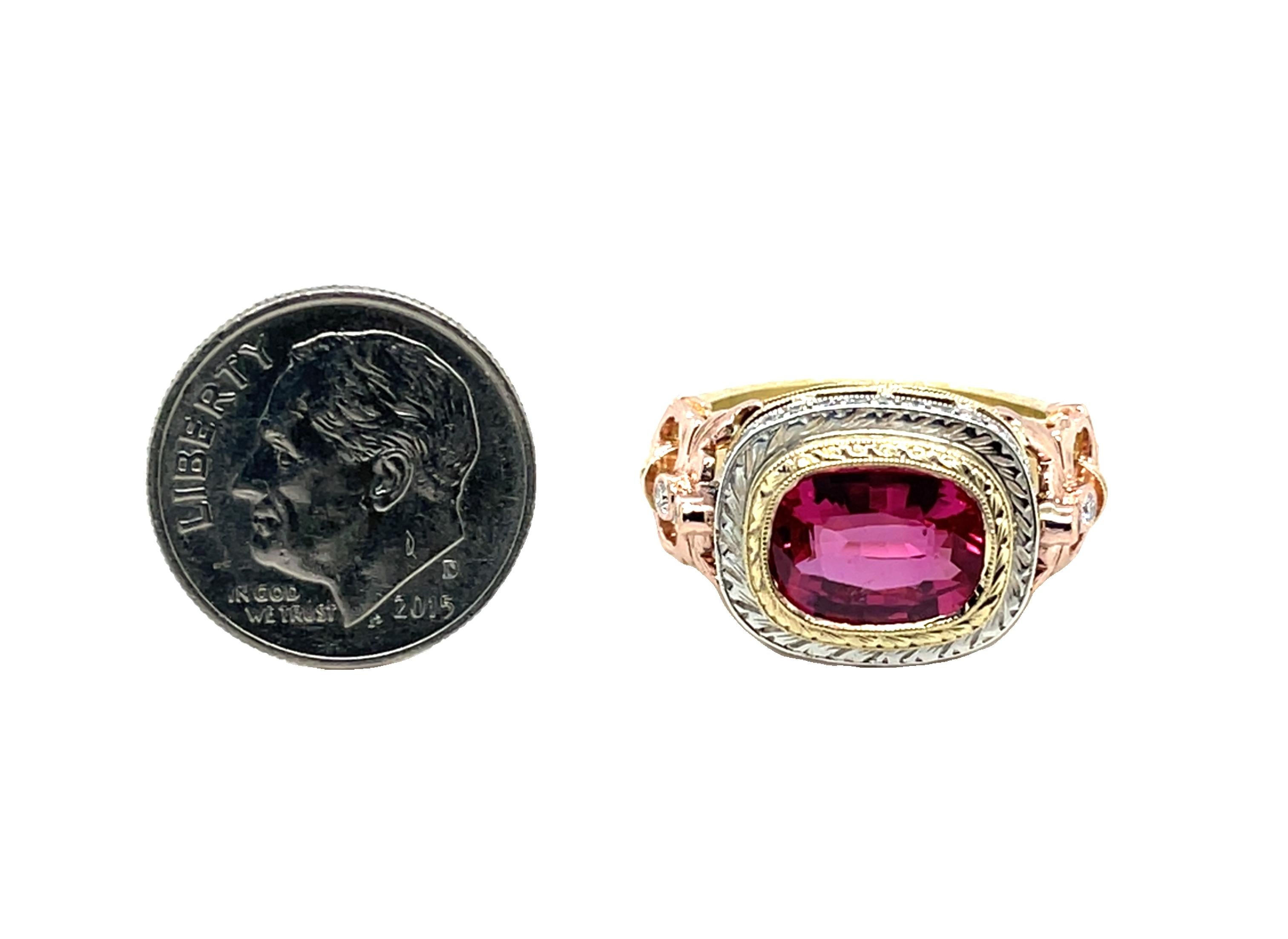 3.29 Carat Pink Sapphire and Diamond Cocktail Ring in 18k Gold im Angebot 3