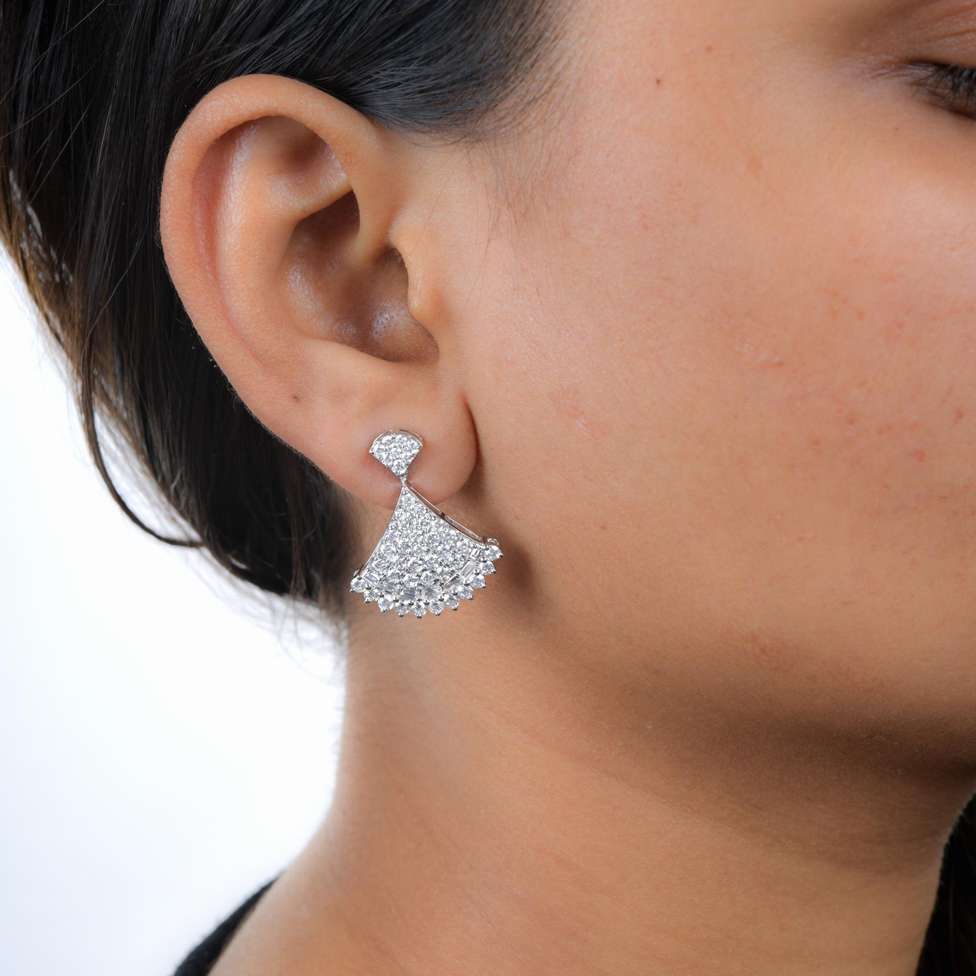 Women's 3.29 Carat SI Clarity HI Color Diamond Dangle Fine Earrings 14 Karat White Gold For Sale