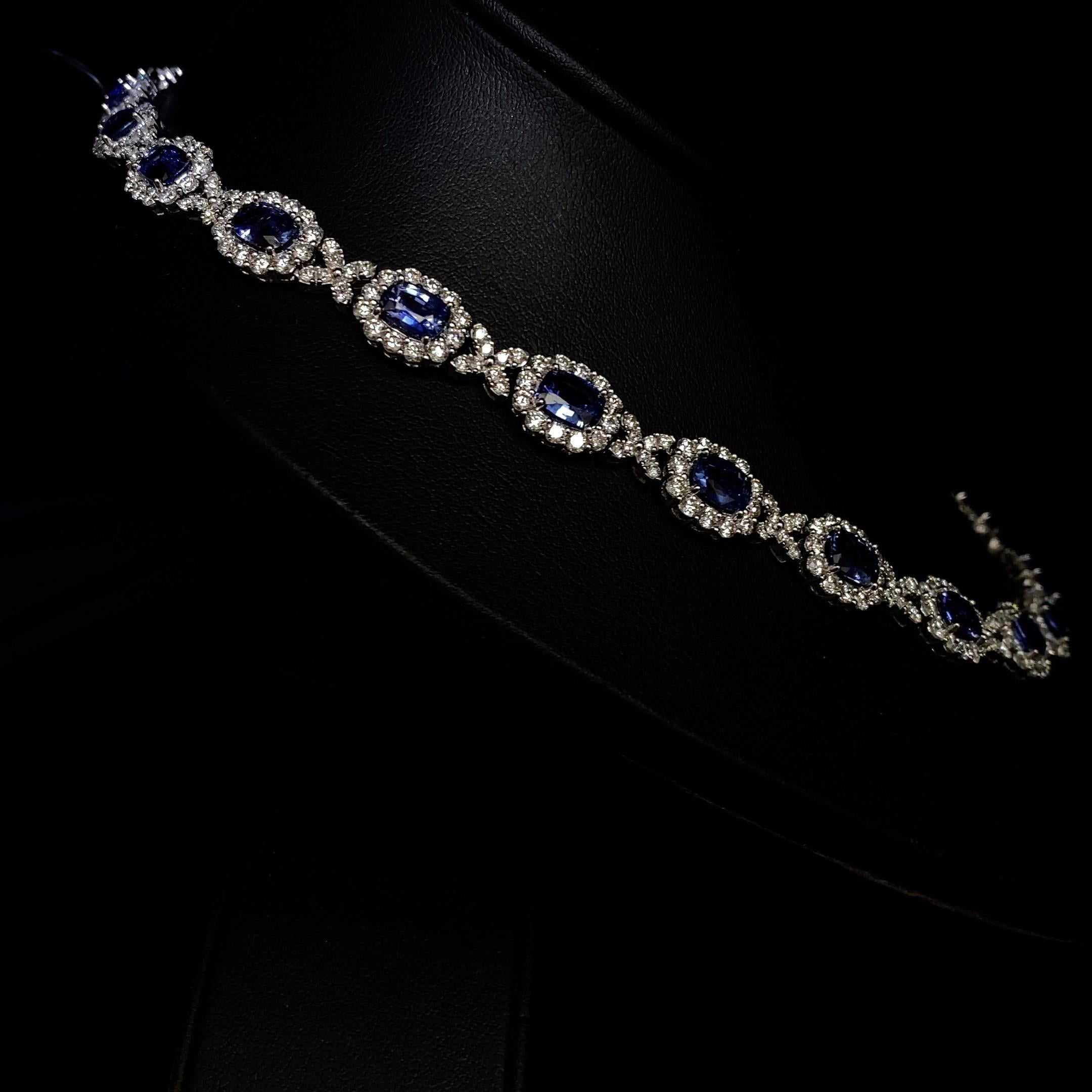 Women's 29.56 Carat Oval Cut Sapphire and Diamond Drop Necklace in 18K White Gold For Sale