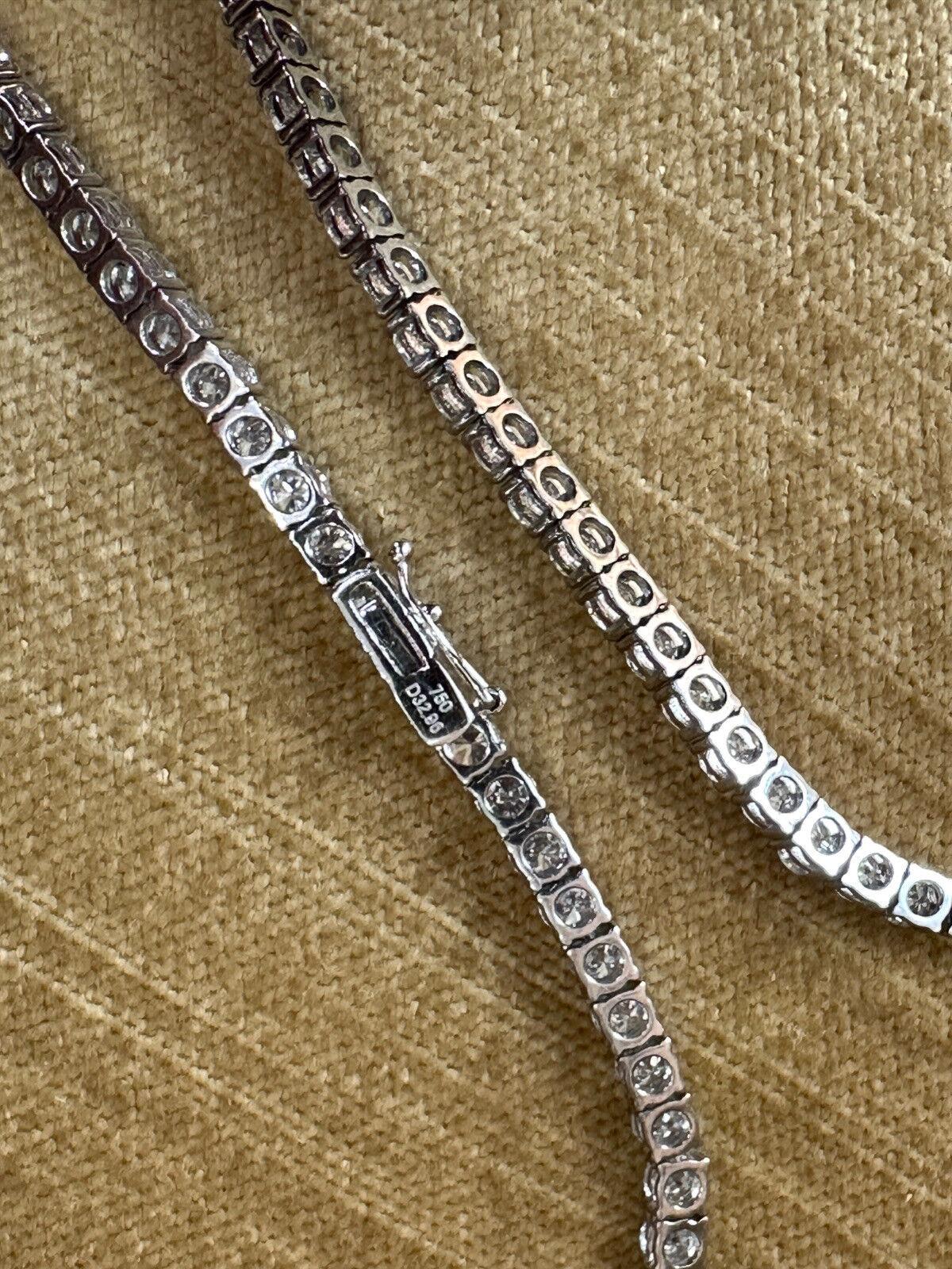 Taille ronde Long collier tennis long en or blanc 18 carats et diamants 32,96 carats en vente