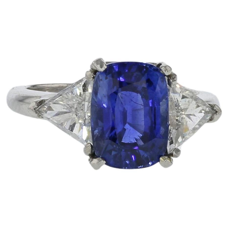 3.29ct Royal Blue Sapphire Platinum Ring For Sale