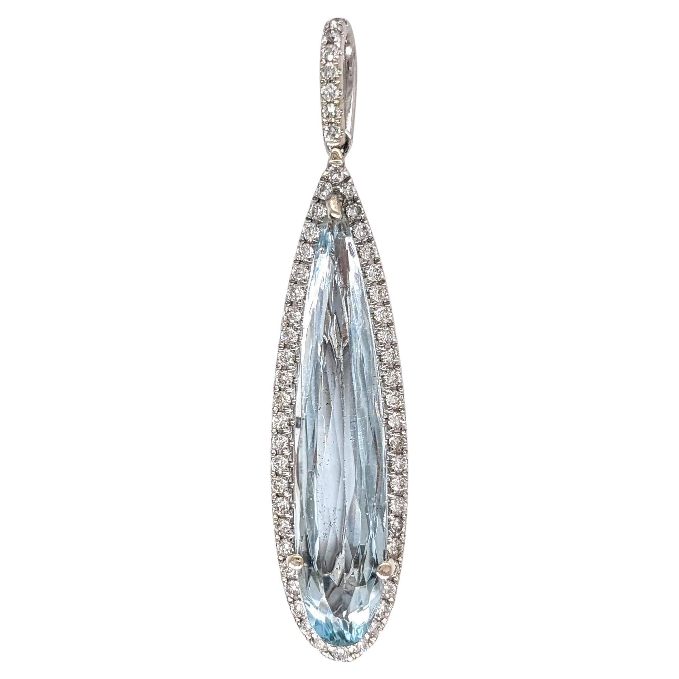 3.2ct Aquamarine Pendant w Earth Mined Diamonds in Solid 14K White Gold For Sale