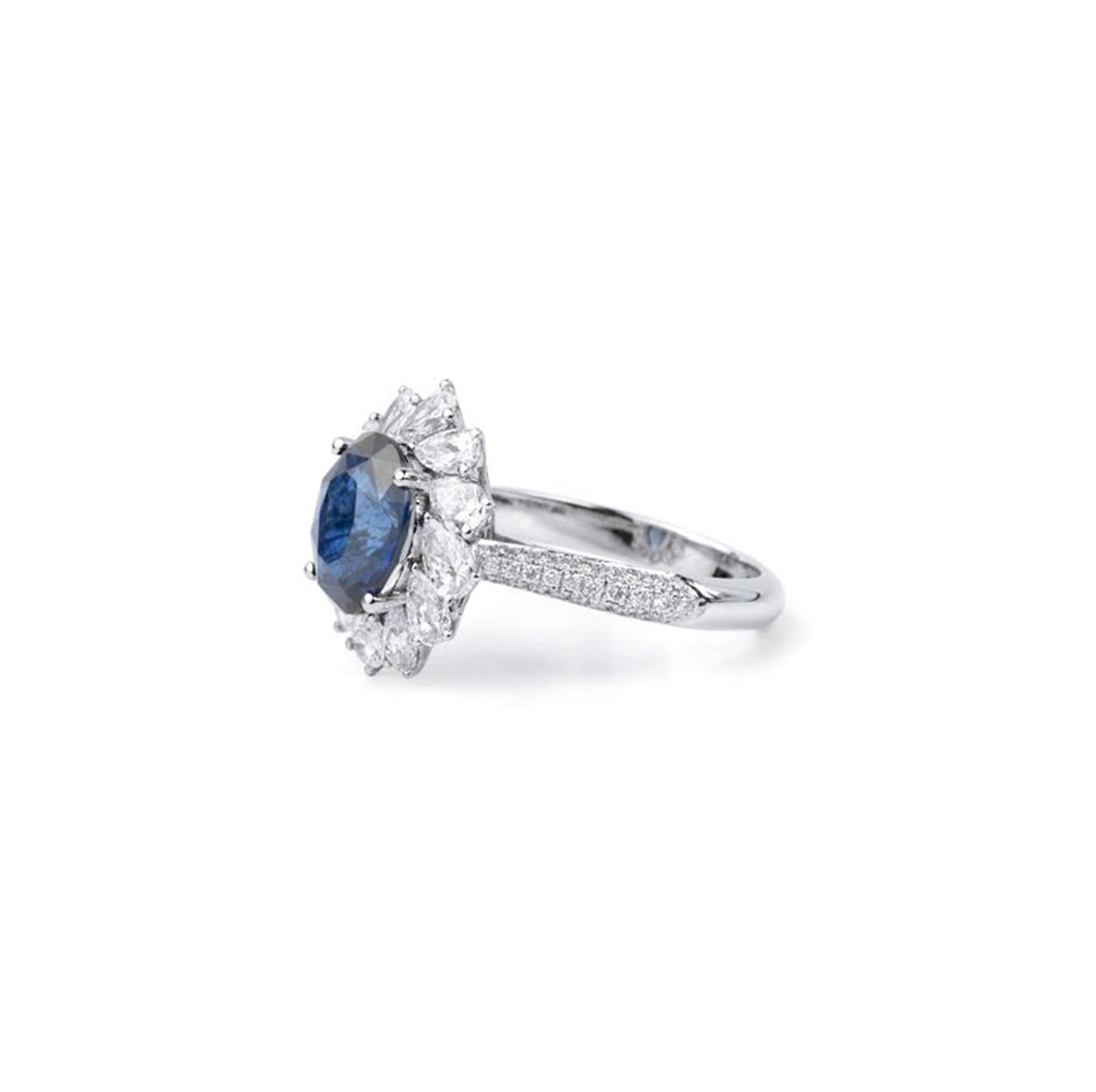 Women's 3.2ct Oval-Cut Blue Sapphire & Diamond Halo Engagement Ring in 18K White Gold For Sale