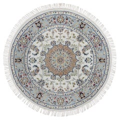 3'2"x3'2" Ivory Hand Knotted Nain with Medallion Design Wool & Silk Round Rug