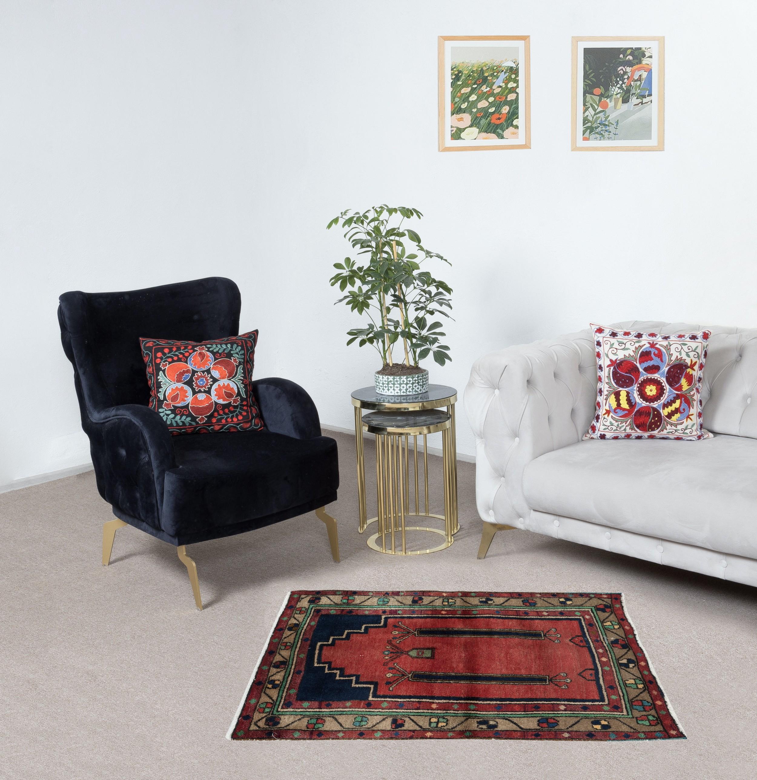 Experience the beauty of tradition with this vintage handmade Turkish prayer rug, expertly crafted from 100% wool. A symbol of devotion and artistry, this rug features an elegant mihrab (prayer niche) design, reflecting the rich spiritual and