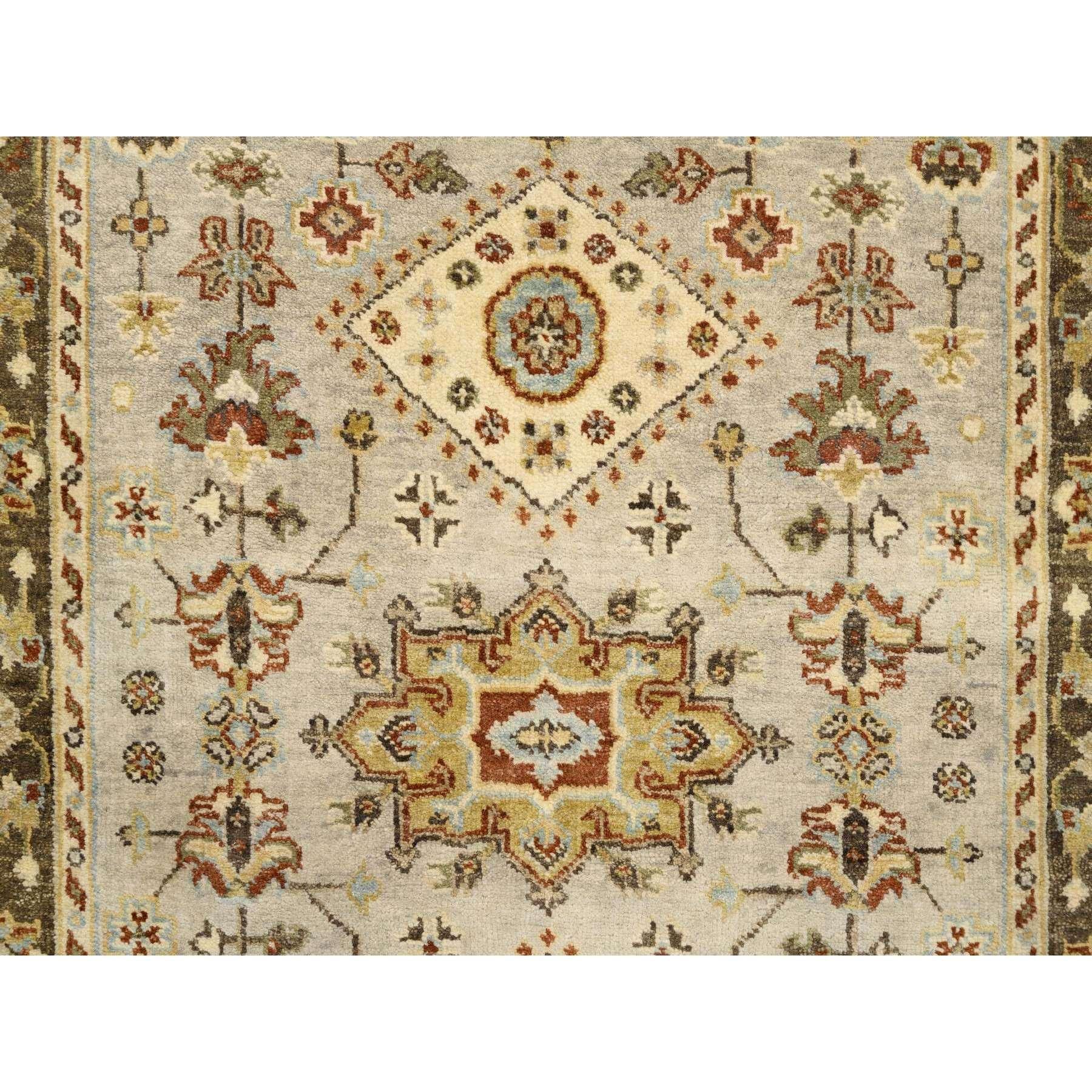 Noué à la main 3'2 