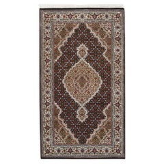 3
2"x5
6" Wool-Silk Fish Medallion Design Tabriz Mahi Hand Knotted Oriental Rug