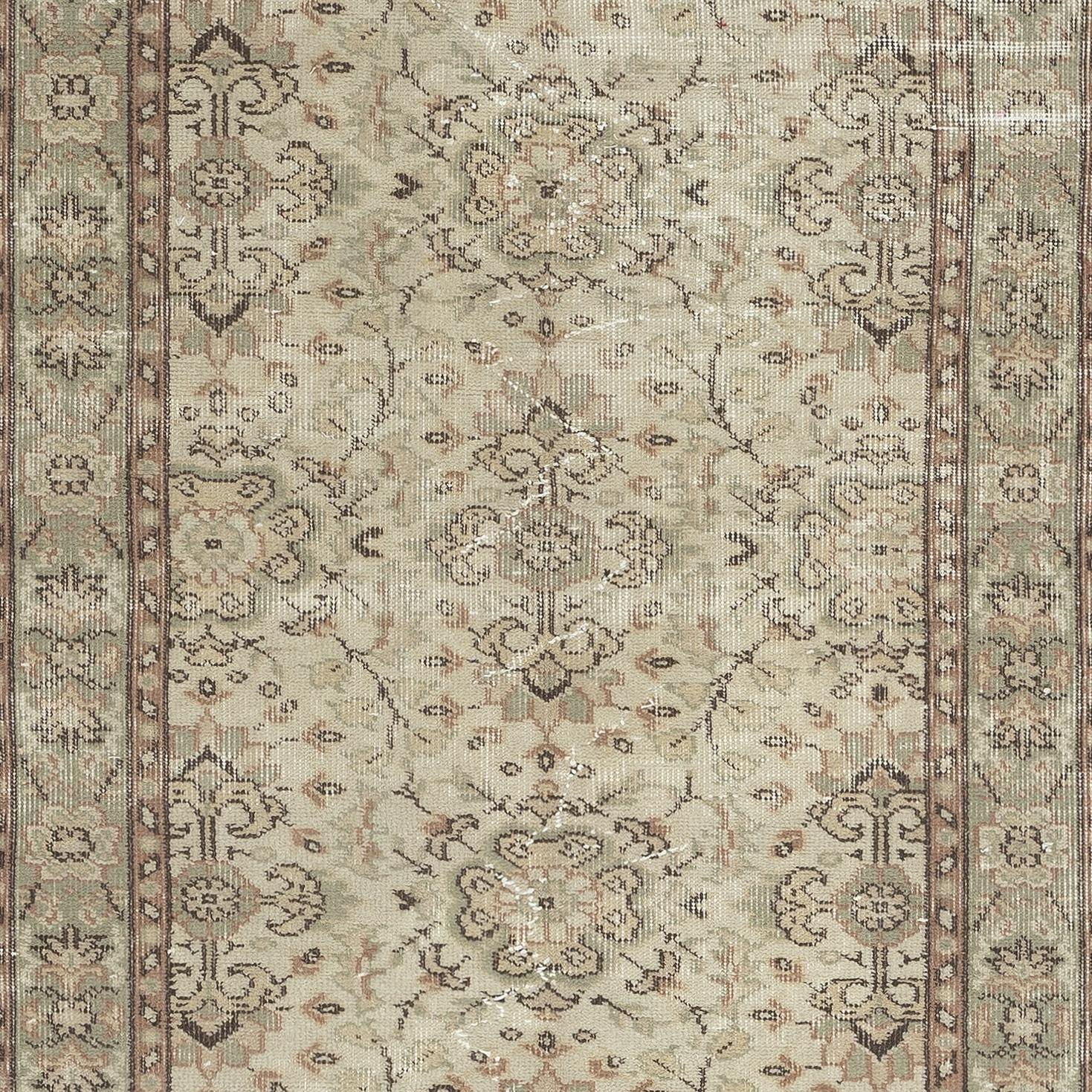 Turco Tappeto turco vintage annodato a mano da 3,2x6,8 piedi per interni in stile bohémien e casalingo in vendita