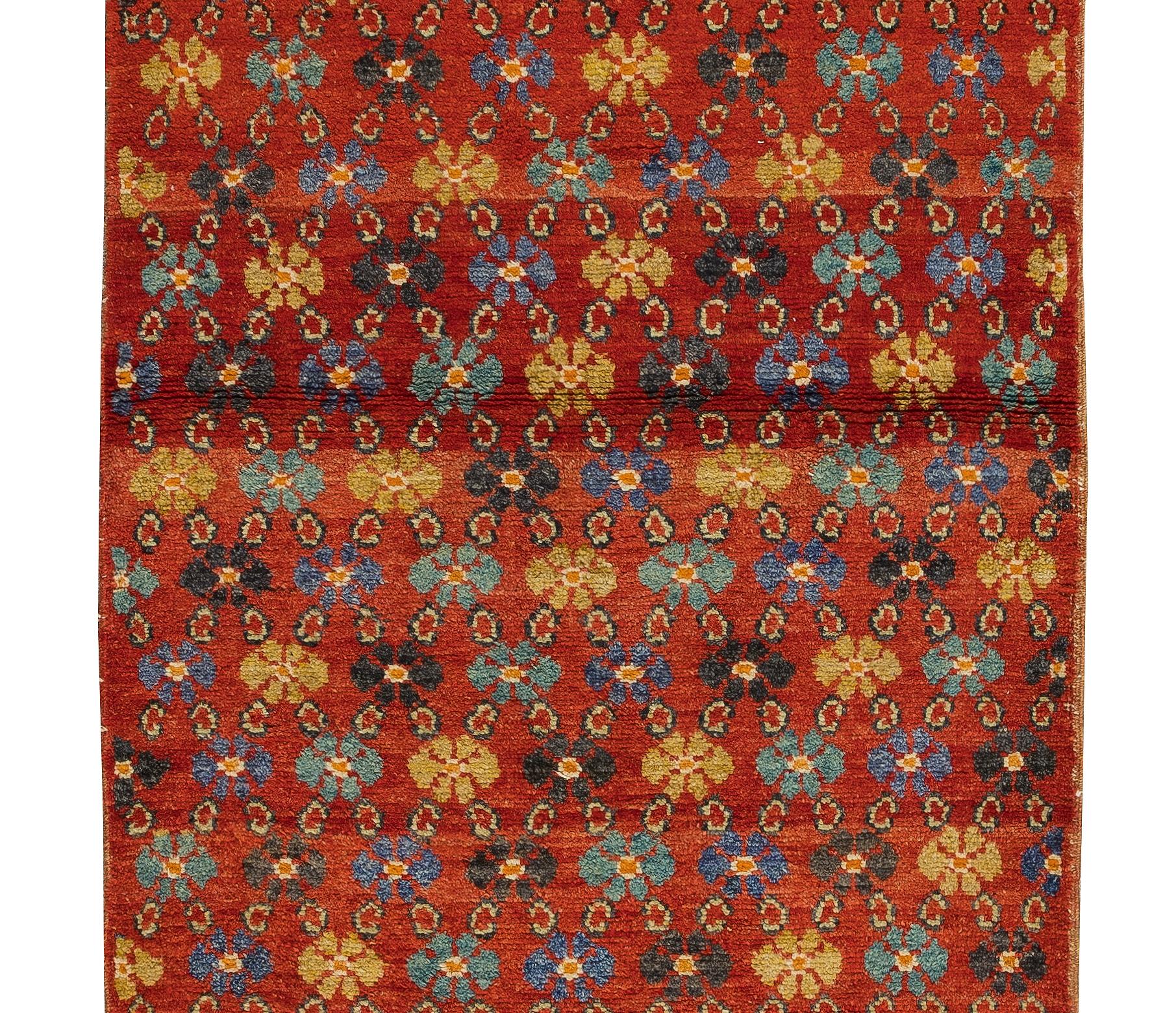 3.2x9.2 Ft Handmade Vintage Turkish Floral Runner Rug, Red Corridor Carpet In Good Condition For Sale In Philadelphia, PA