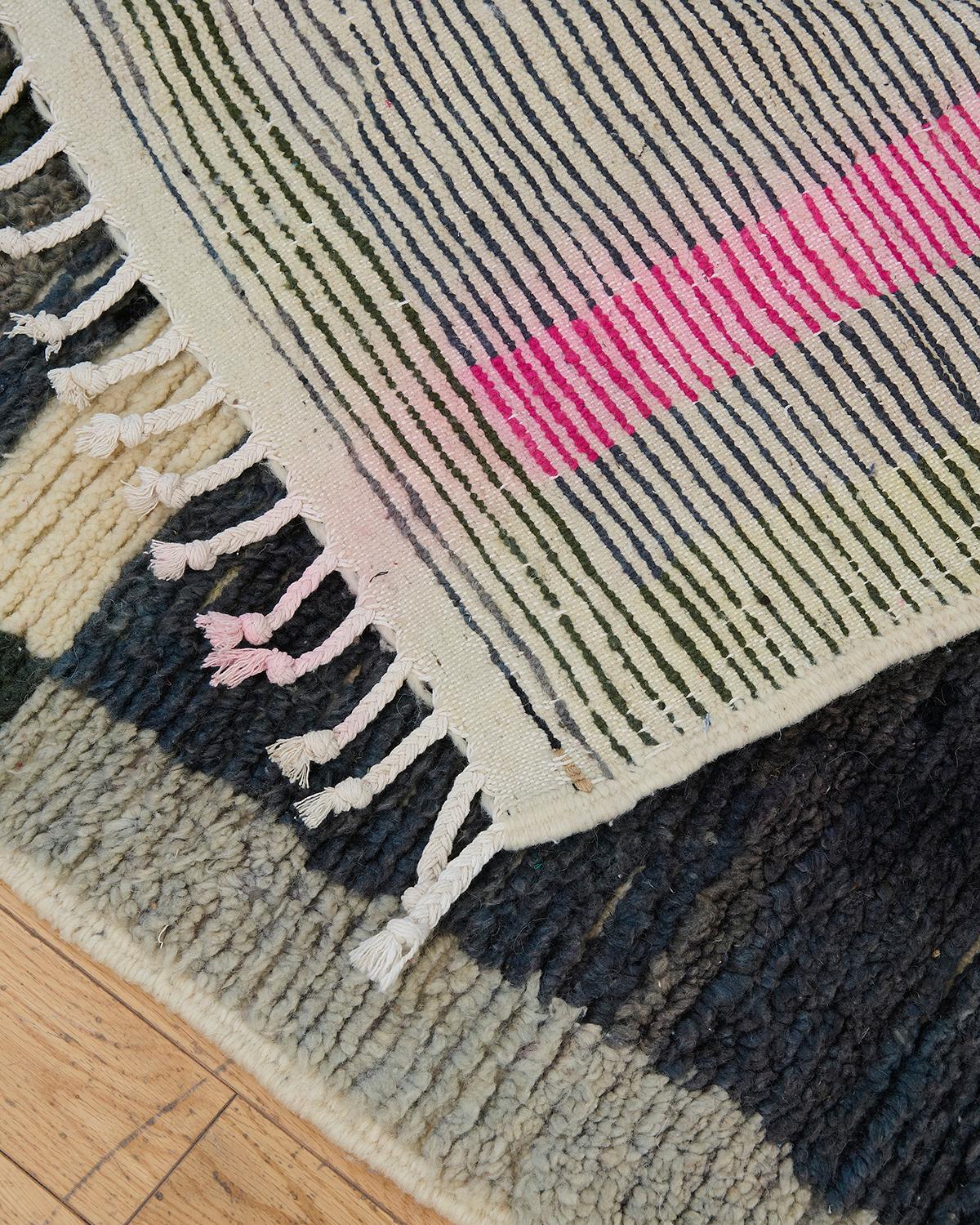 20th Century 3’3 1/2” x 5’1” Castilleja Multicolor Handmade Moroccan Beni Ouarain Wool For Sale