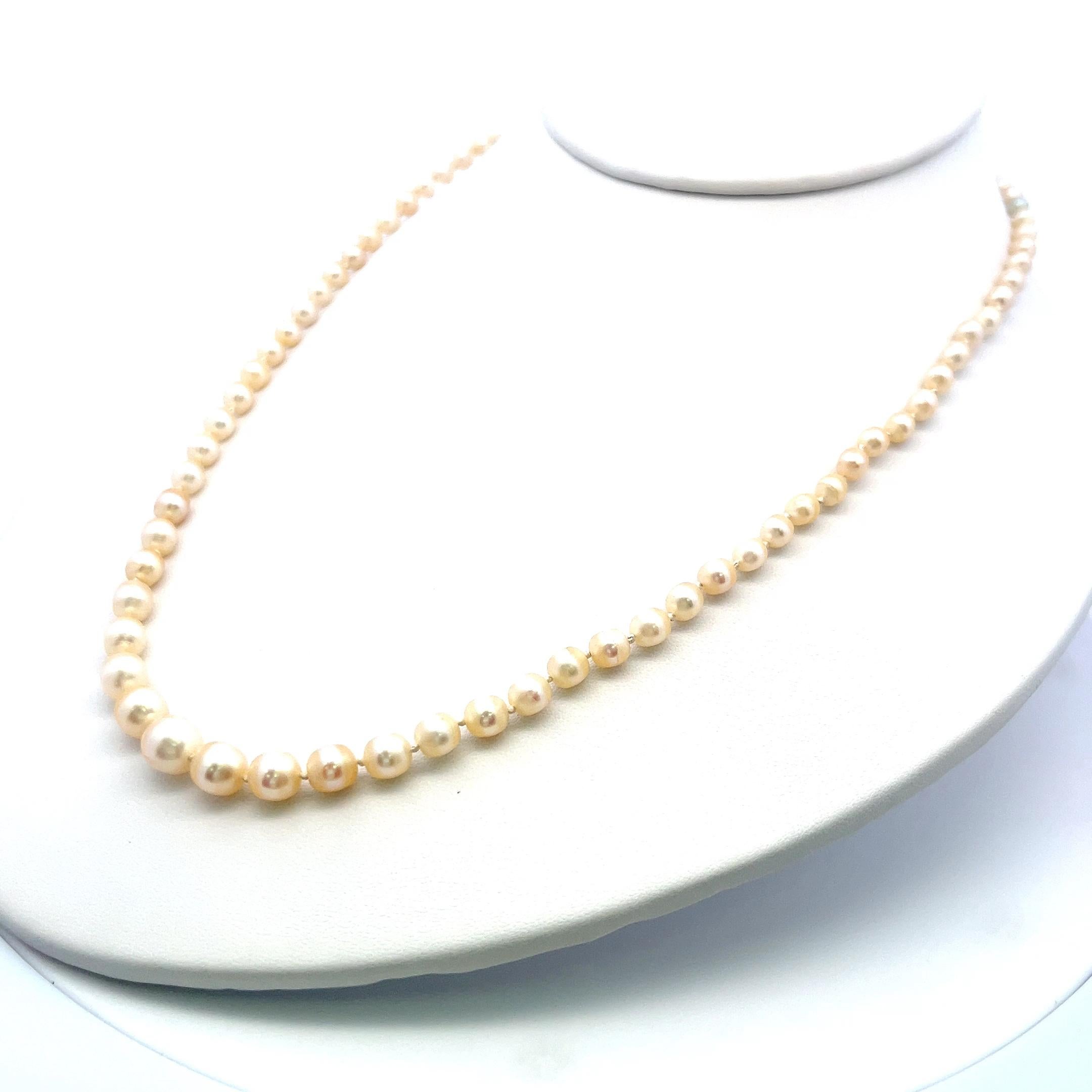 3,3-7,6 MM Perle 0,74 Karat Diamant 18K Gelbgold Beed Halskette (Ovalschliff) im Angebot