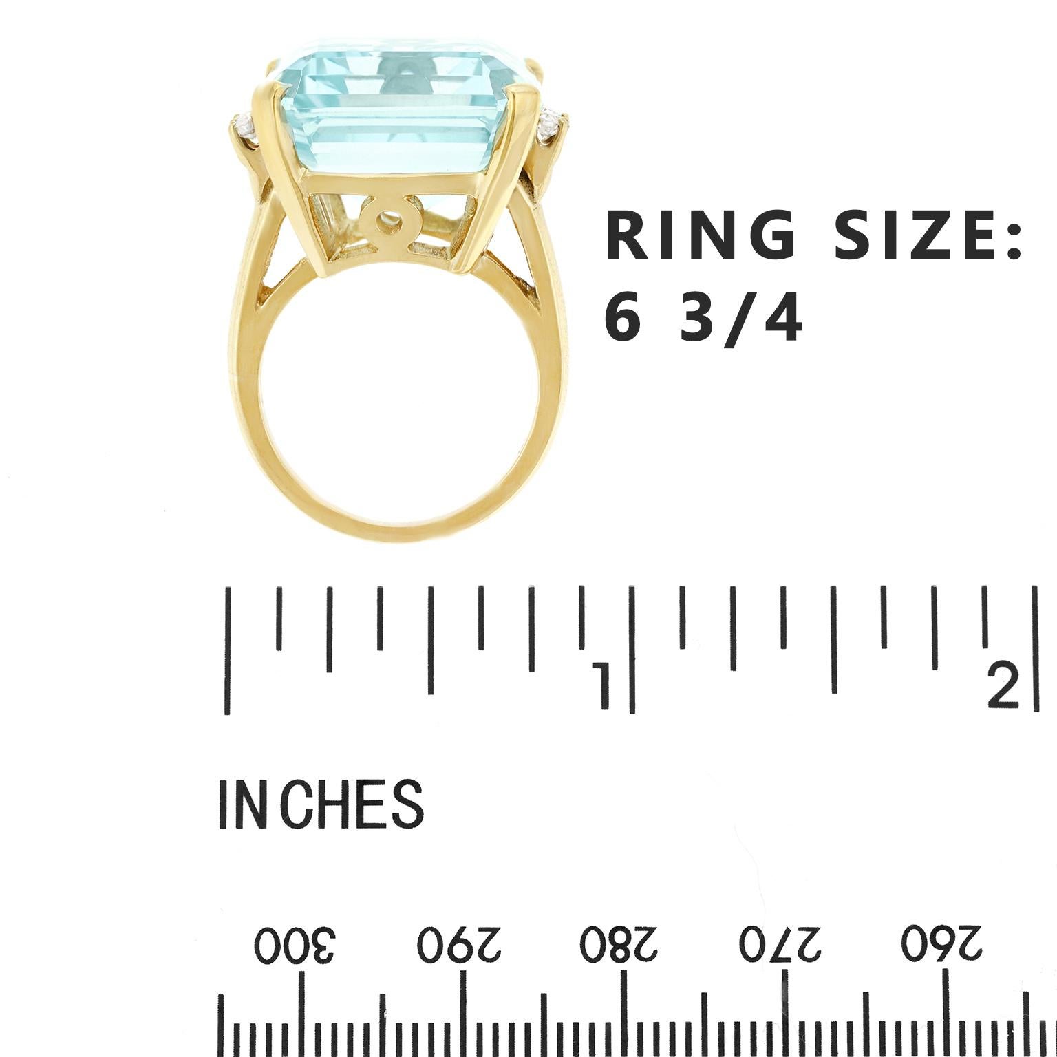 33 Carat Aquamarine and Diamond Set Gold Ring 2