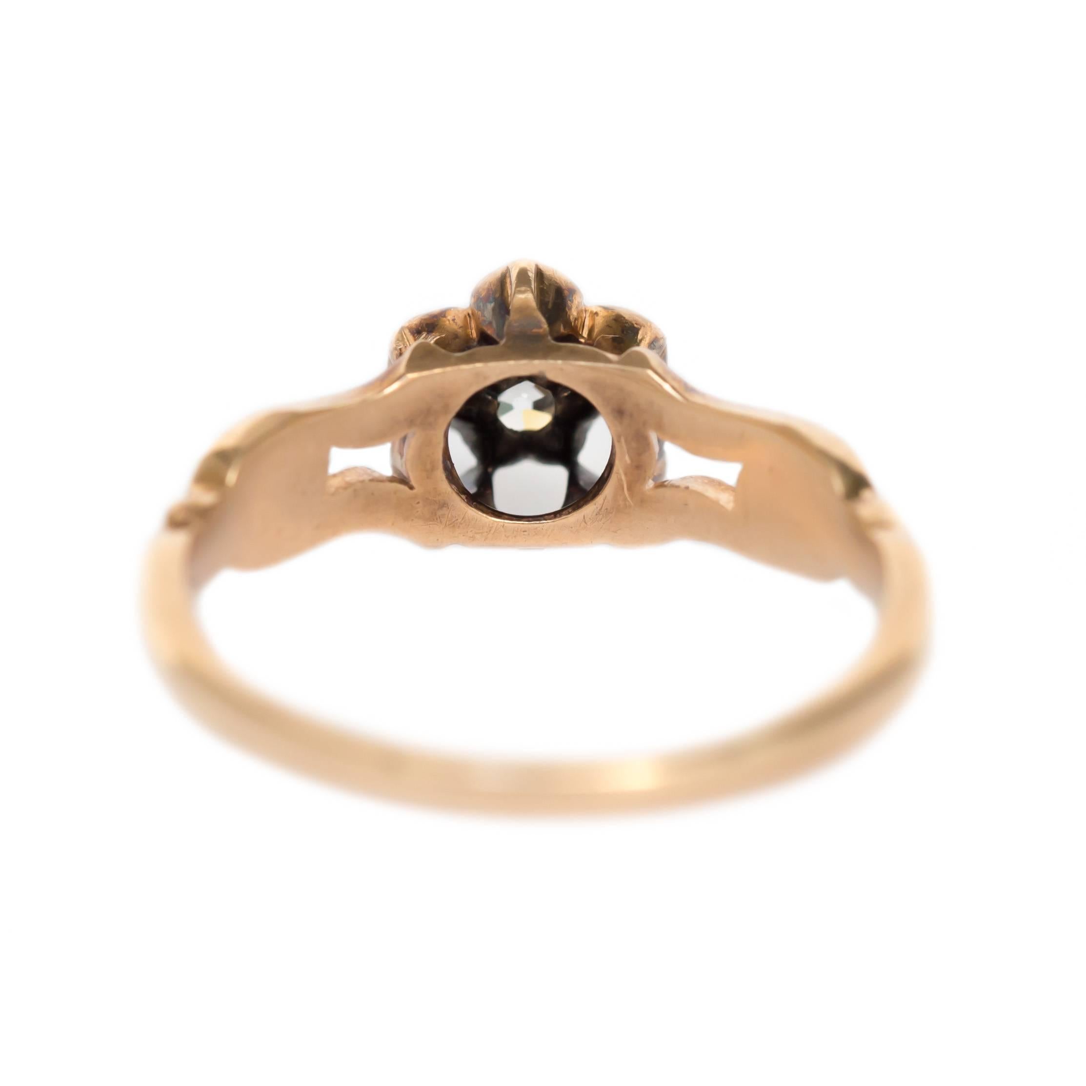 Bague de fiançailles en or jaune avec diamants de 0,33 carat Excellent état - En vente à Hicksville, NY
