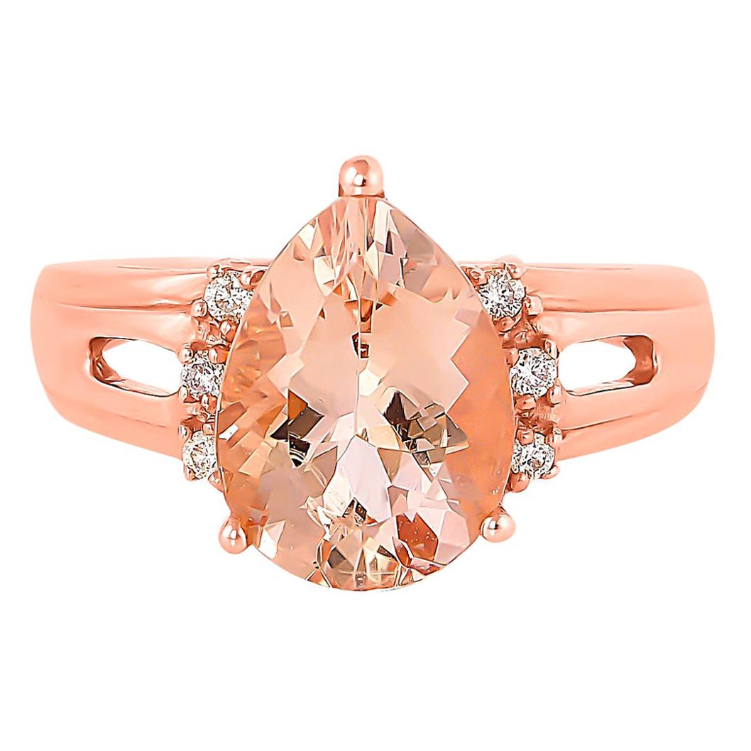 3.3 Carat Morganite and Diamond Ring in 18 Karat Rose Gold For Sale