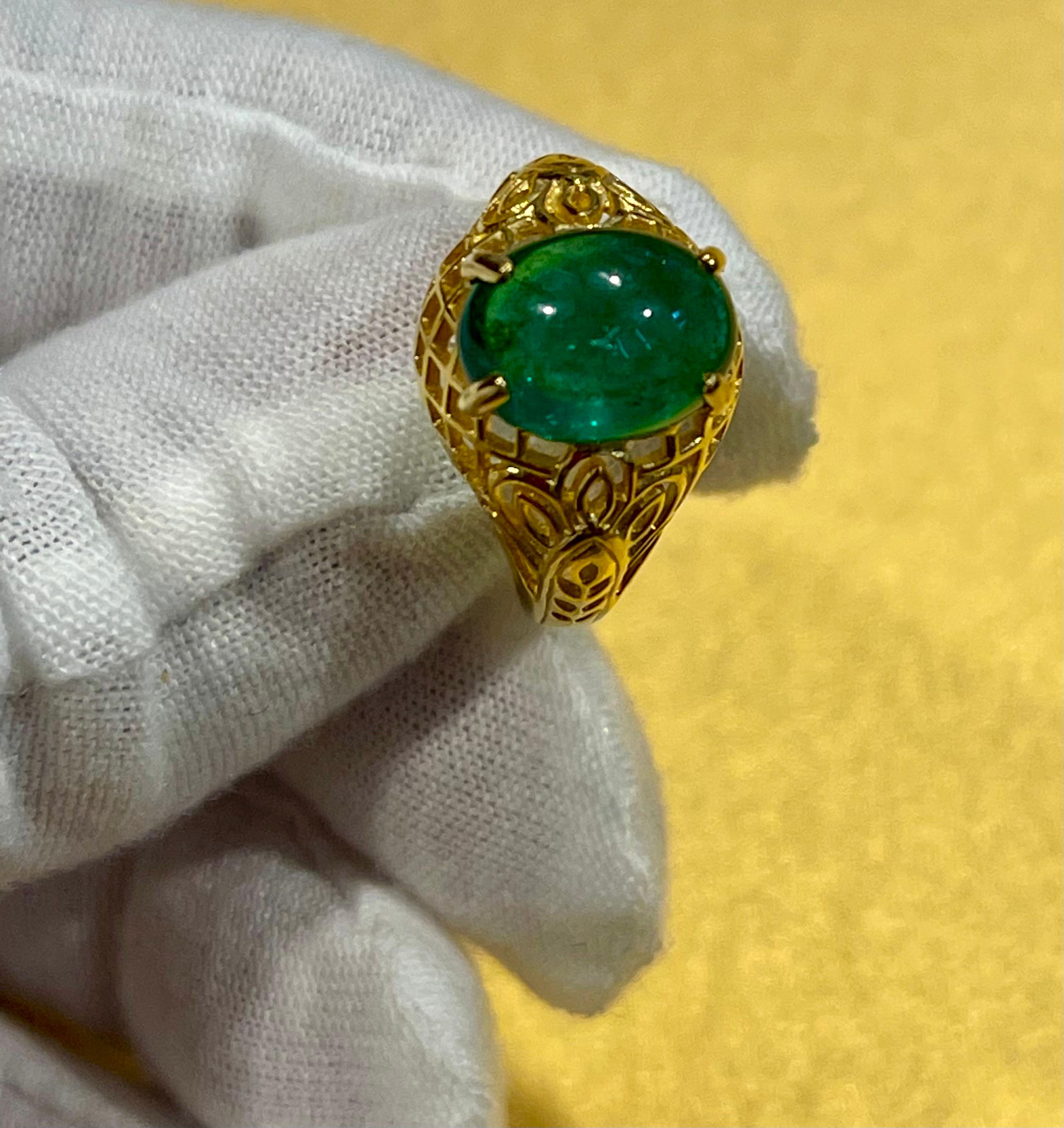 3.3 Carat Oval Emerald Cabochon 14 Karat Yellow Gold Cocktail Ring Vintage For Sale 12