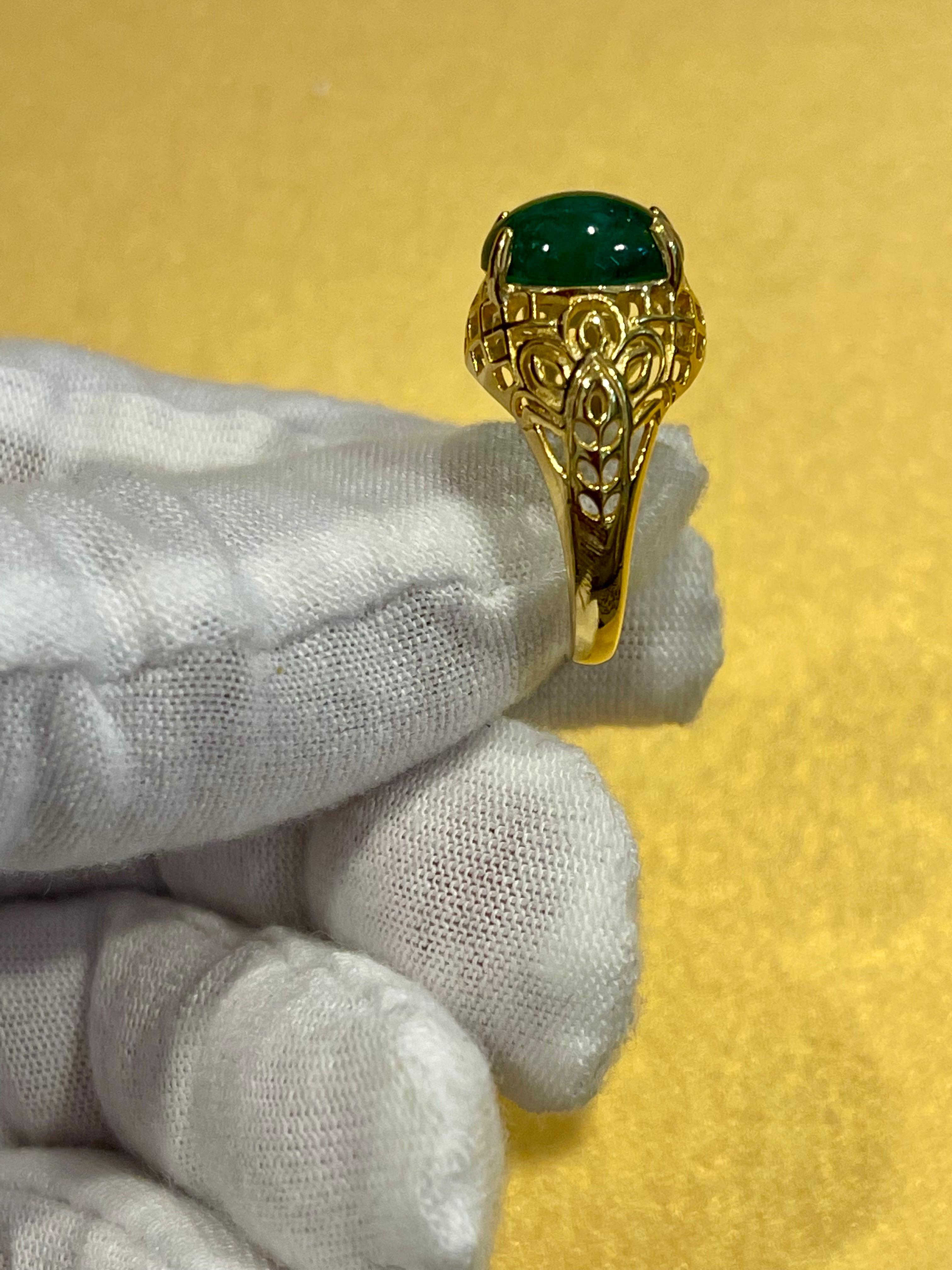 3.3 Carat Oval Emerald Cabochon 14 Karat Yellow Gold Cocktail Ring Vintage For Sale 13