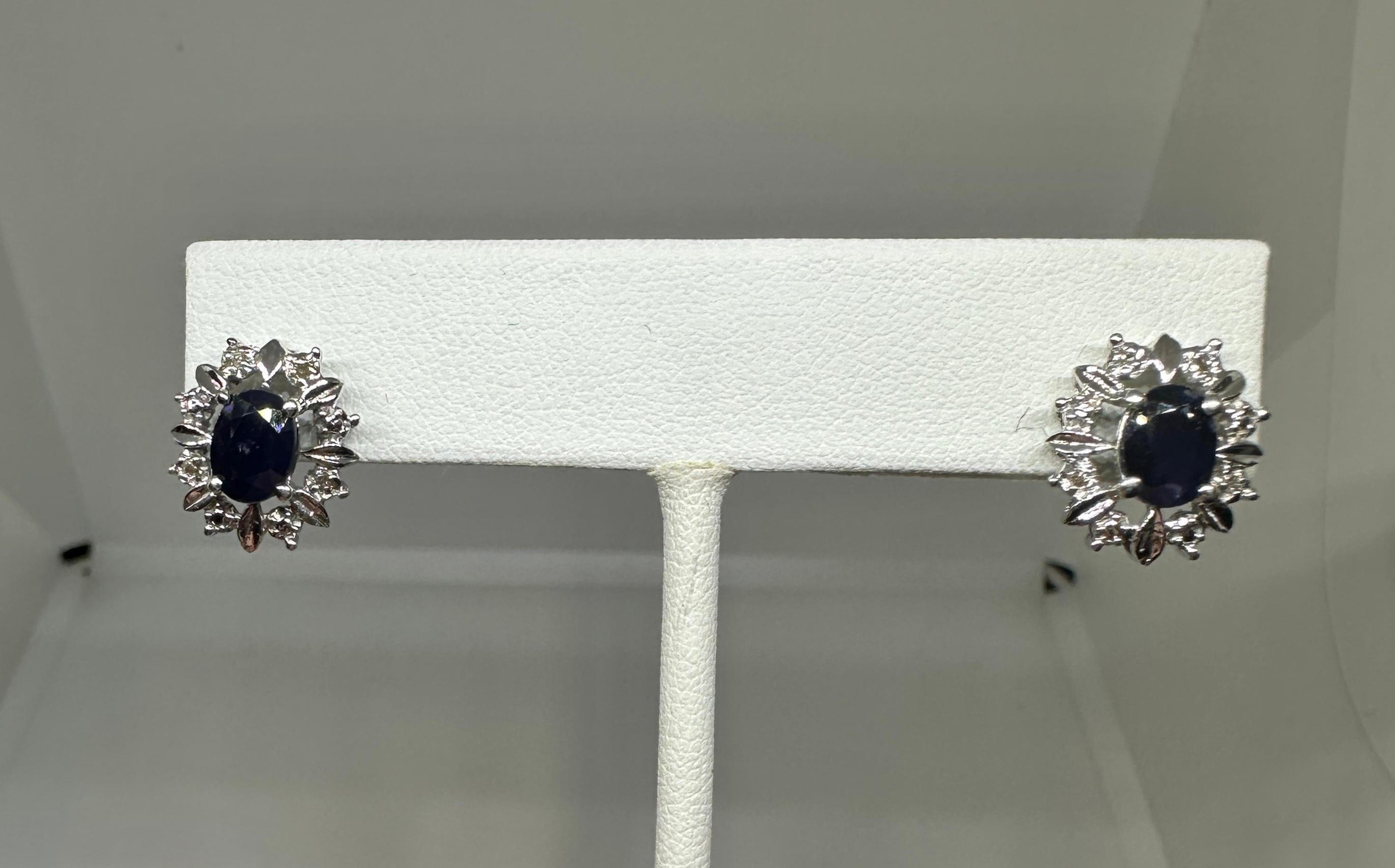 3.3 Carat Sapphire Diamond Earrings And Pendant Necklace Set 14 Karat White Gold For Sale 1