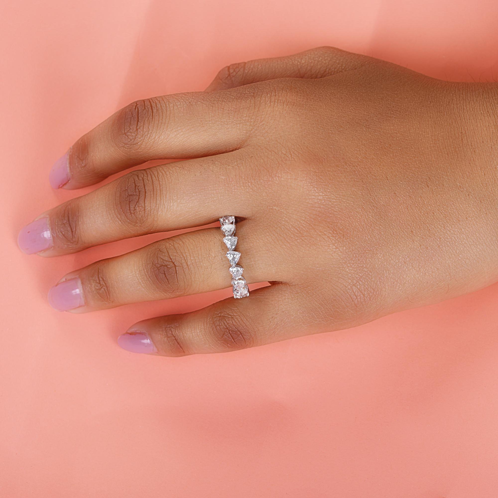 Modern 3.3 Carat SI/H Heart Brilliant Cut Diamond Band Ring 18 Karat White Gold Jewelry For Sale