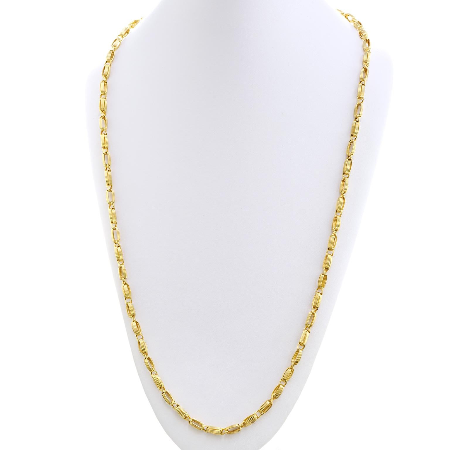 Long Chaumet Gold Necklace In Excellent Condition In Litchfield, CT