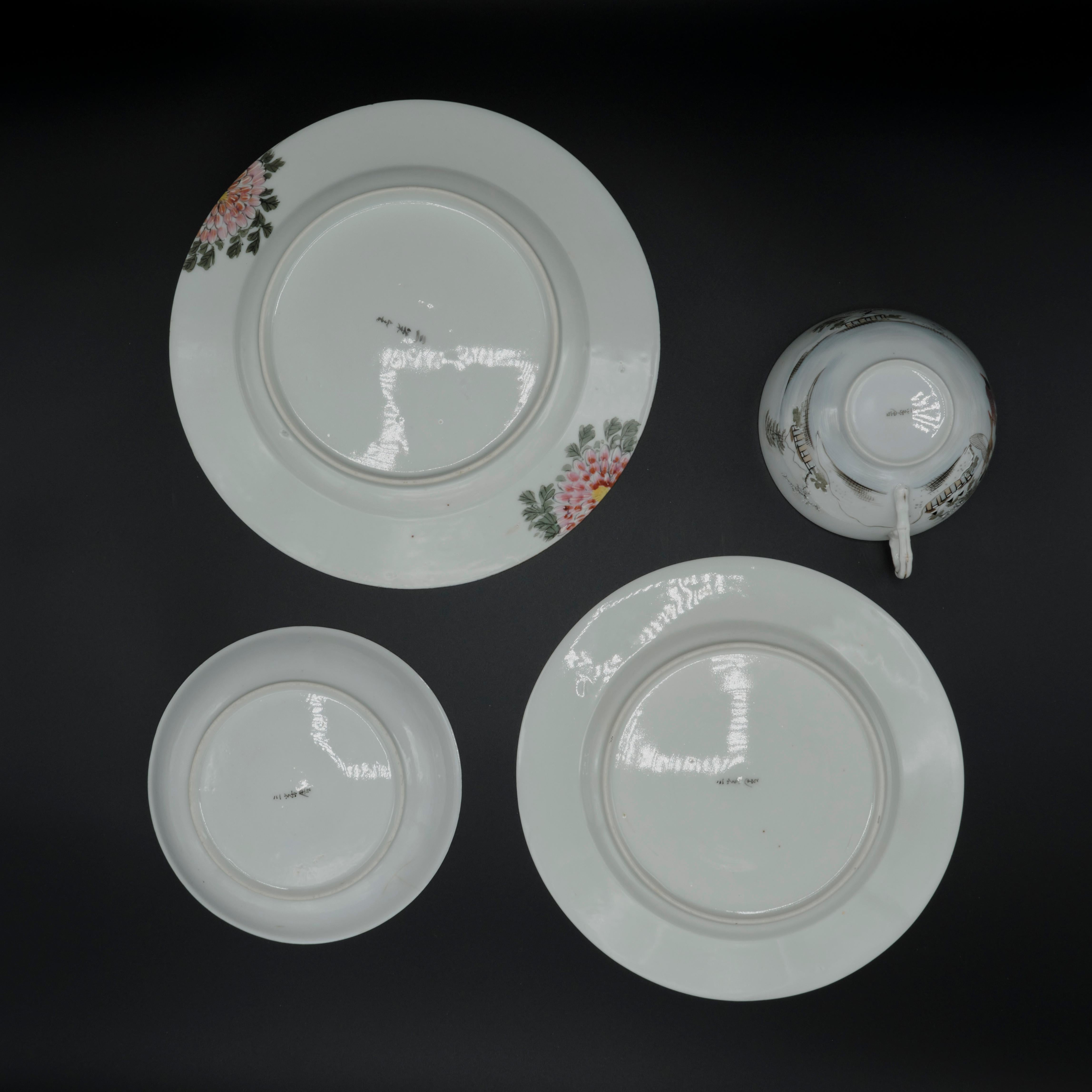 33 Piece Japanese Hand Painted Porcelain Tea Set Signed For Sale 10