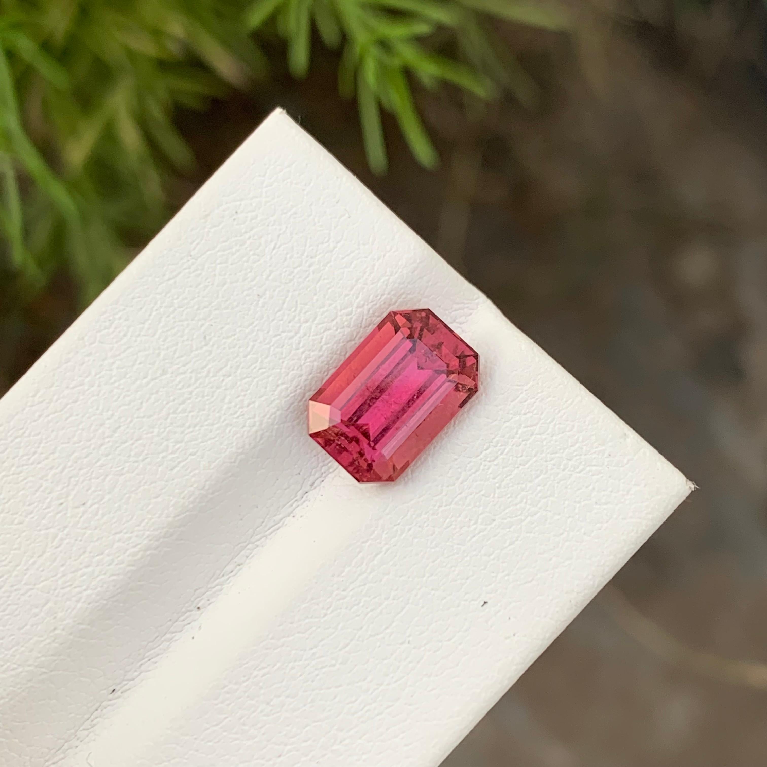 3,30 Karat bezaubernder facettierter Rubellit Turmalin Smaragdform Edelstein für Ring im Angebot 5